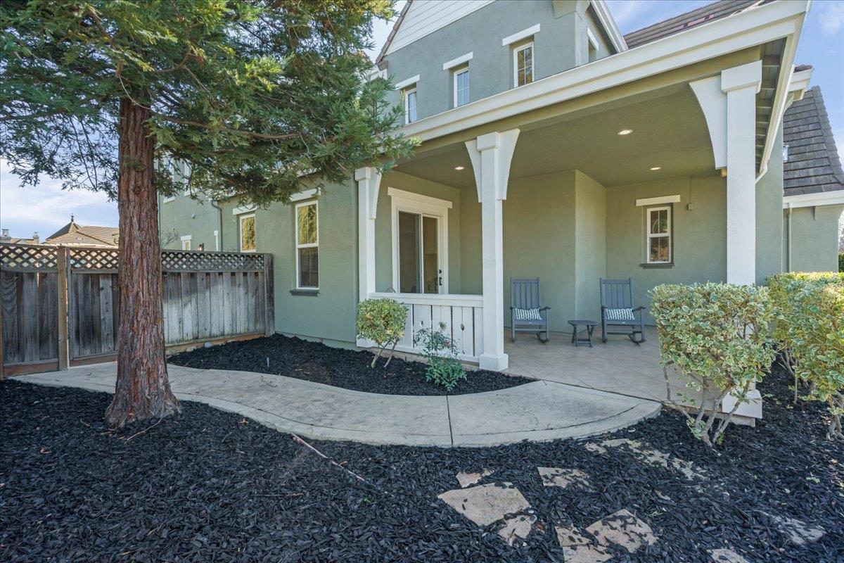 1620 Ventura Drive