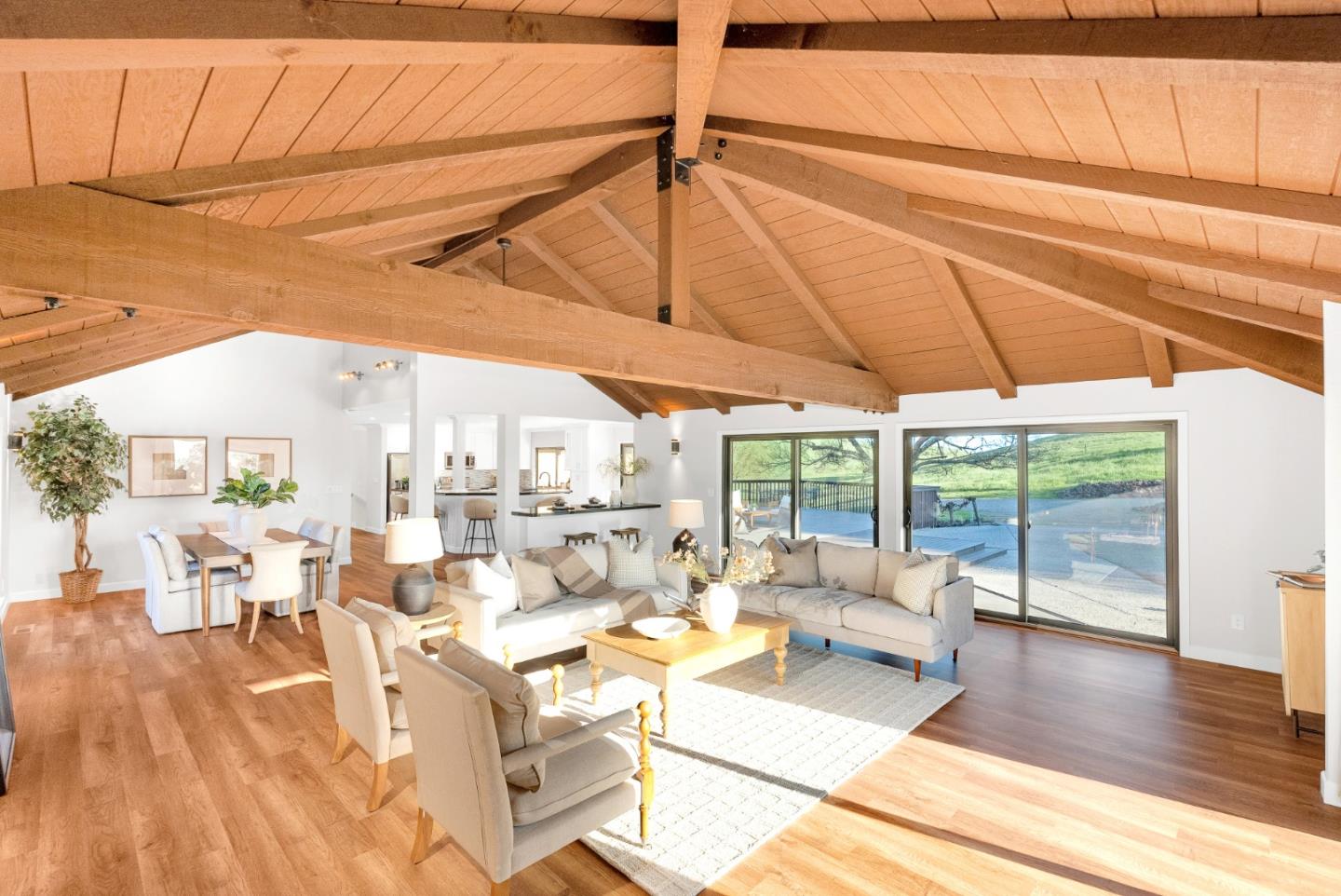 3270 Paseo Vista Avenue