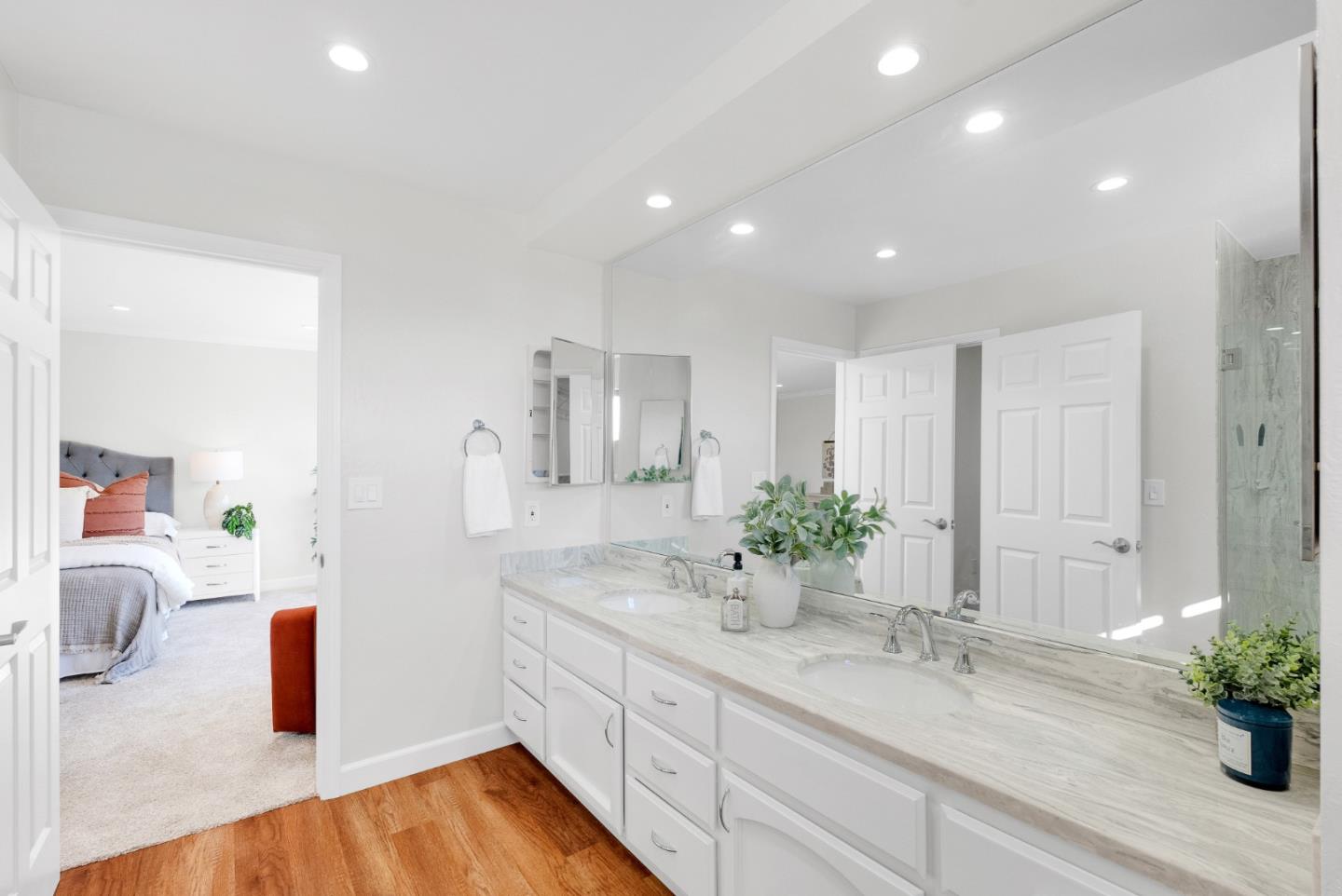 3270 Paseo Vista Avenue