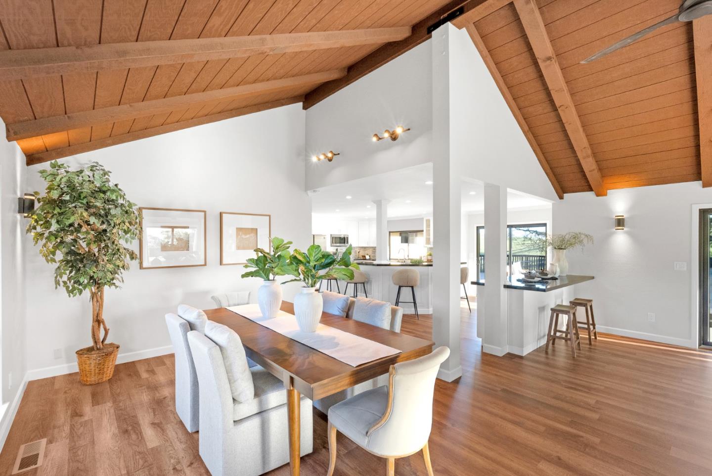 3270 Paseo Vista Avenue