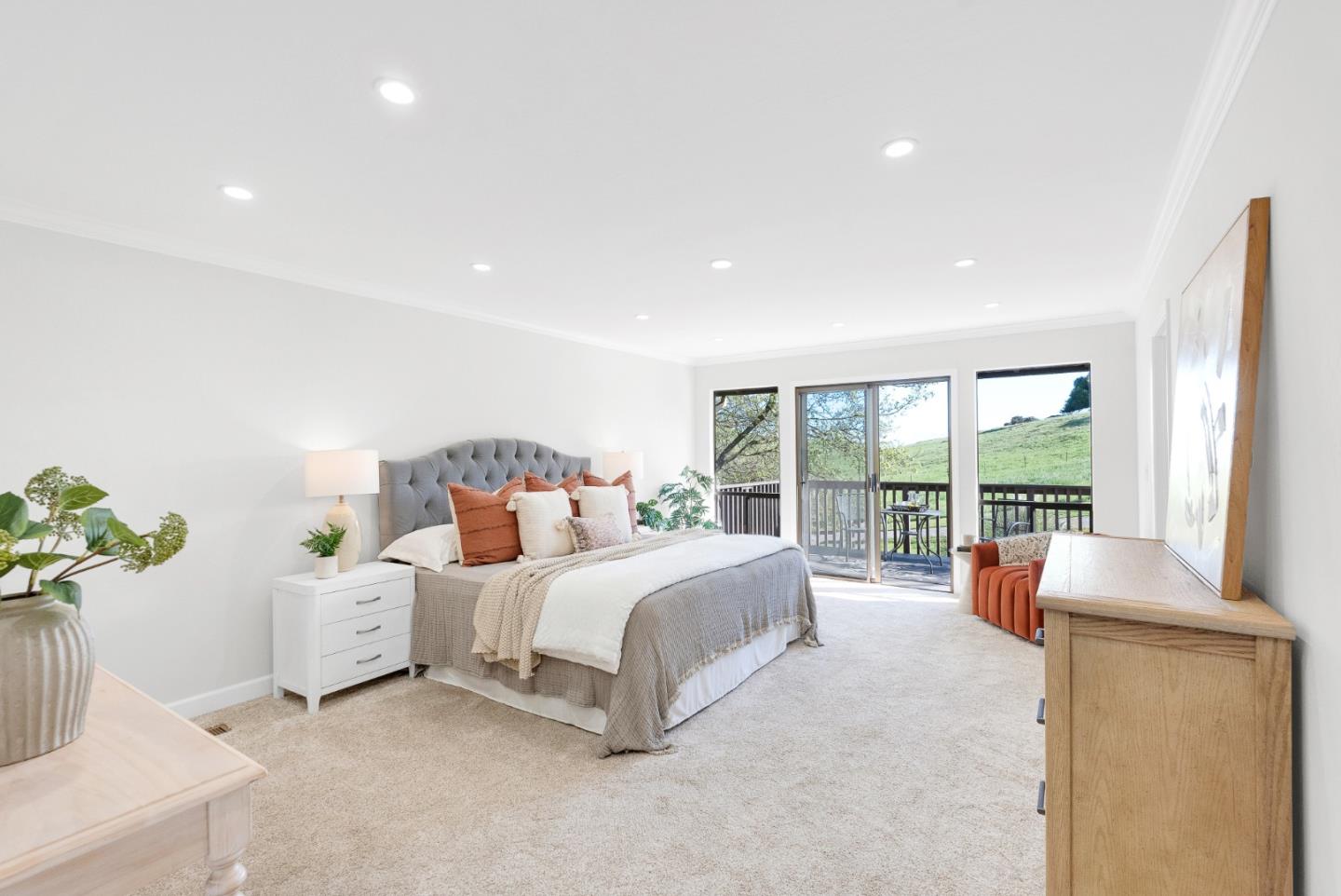 3270 Paseo Vista Avenue