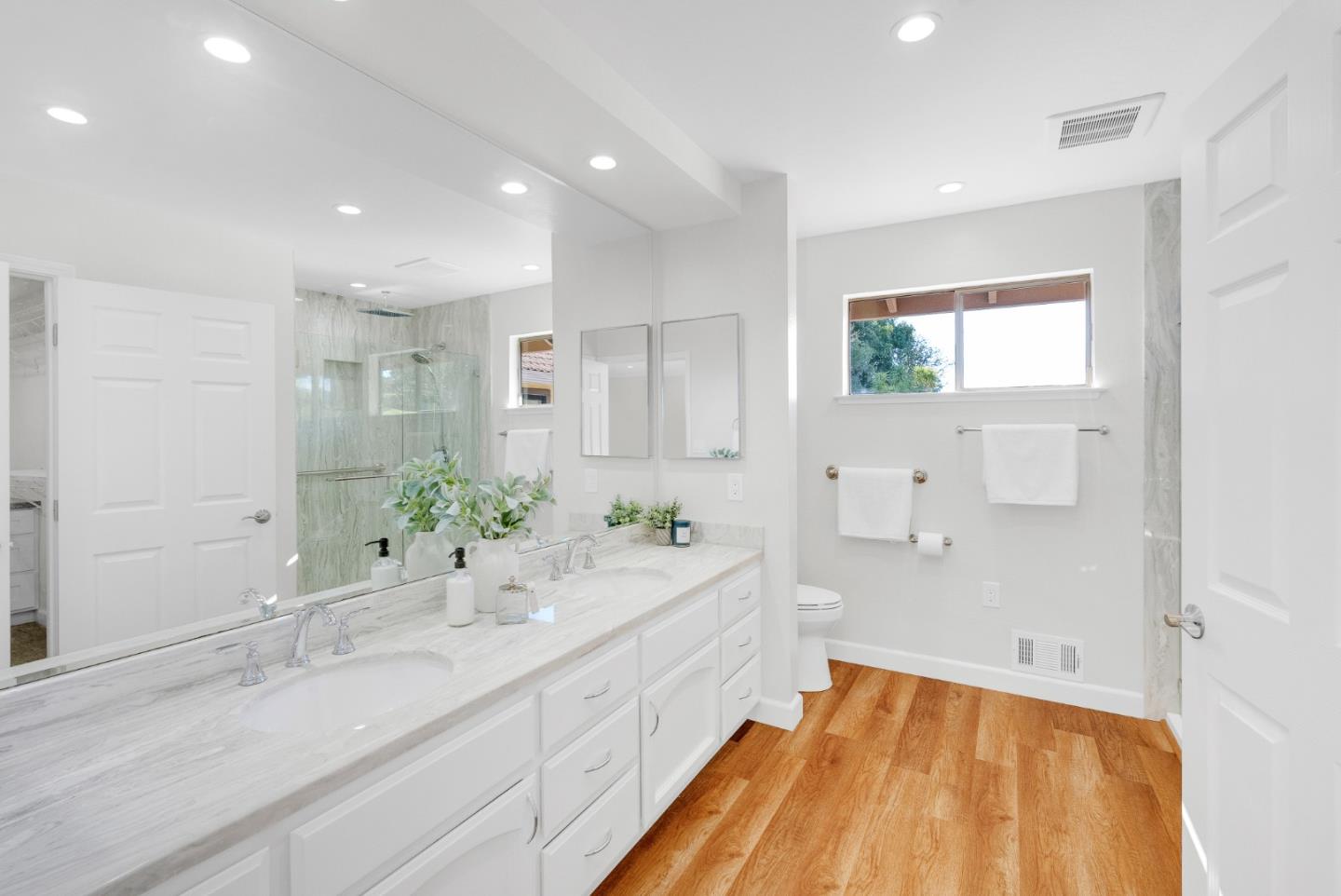 3270 Paseo Vista Avenue