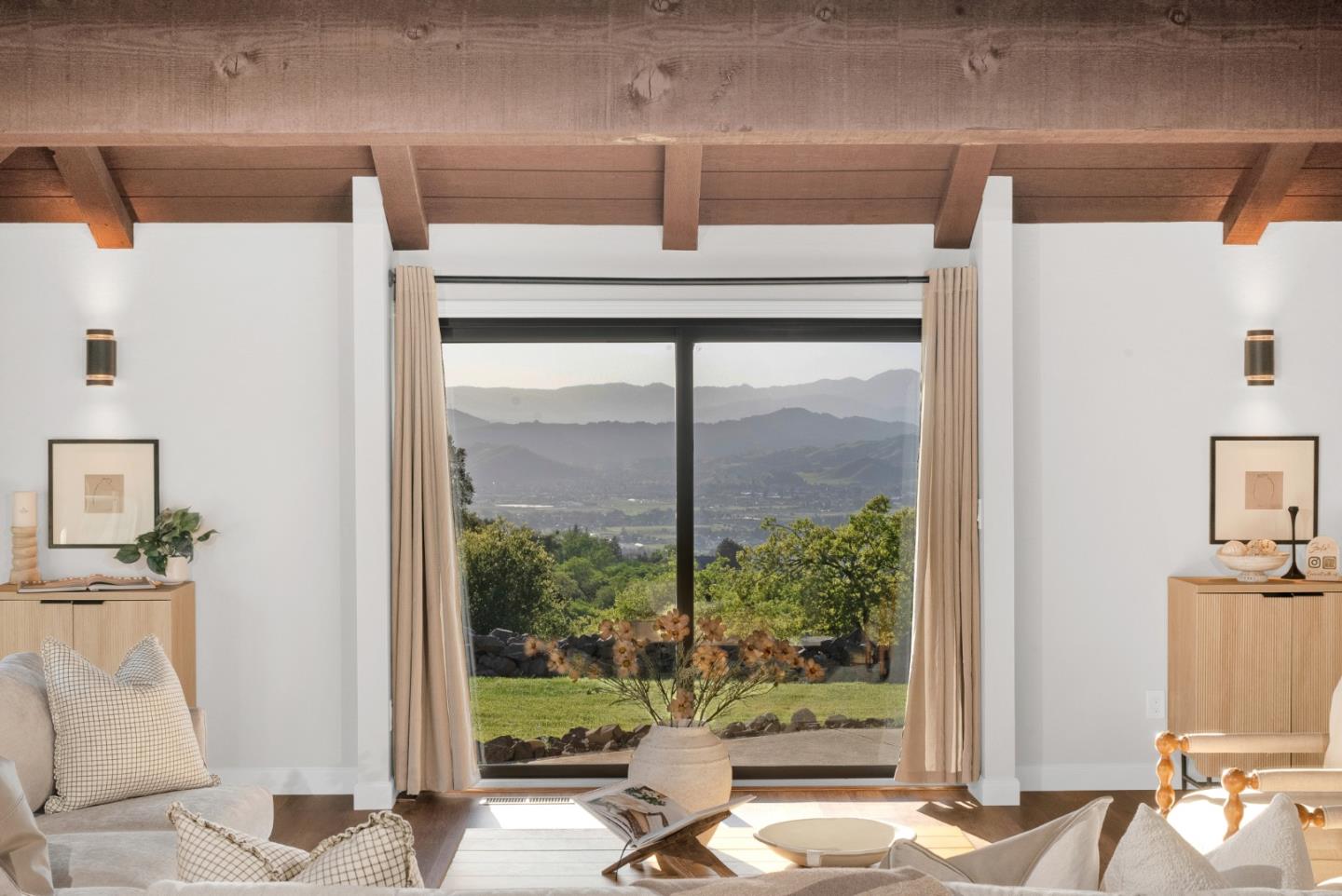 3270 Paseo Vista Avenue