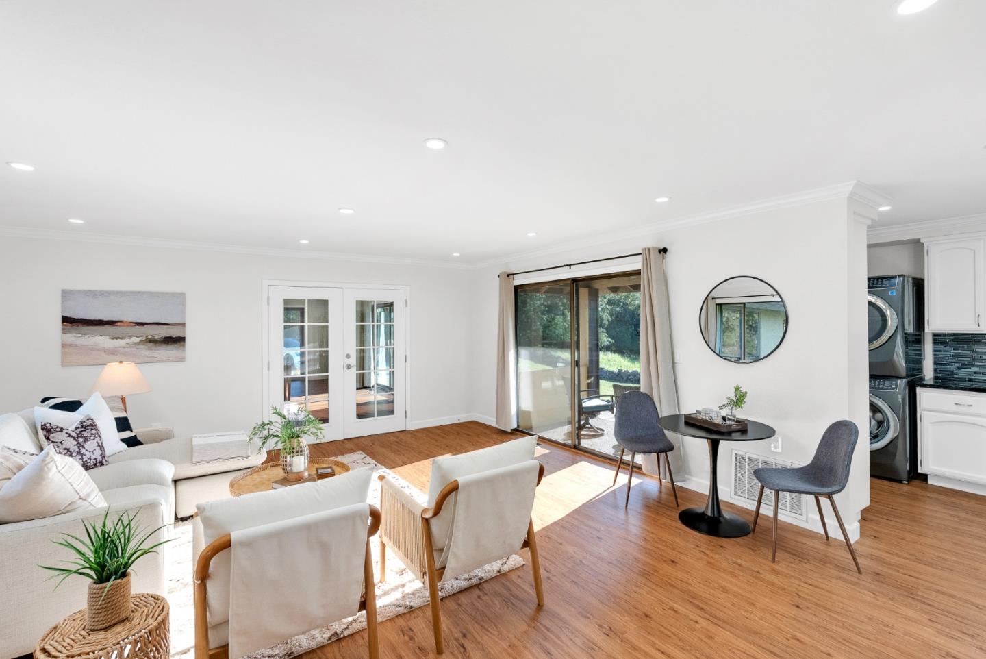 3270 Paseo Vista Avenue