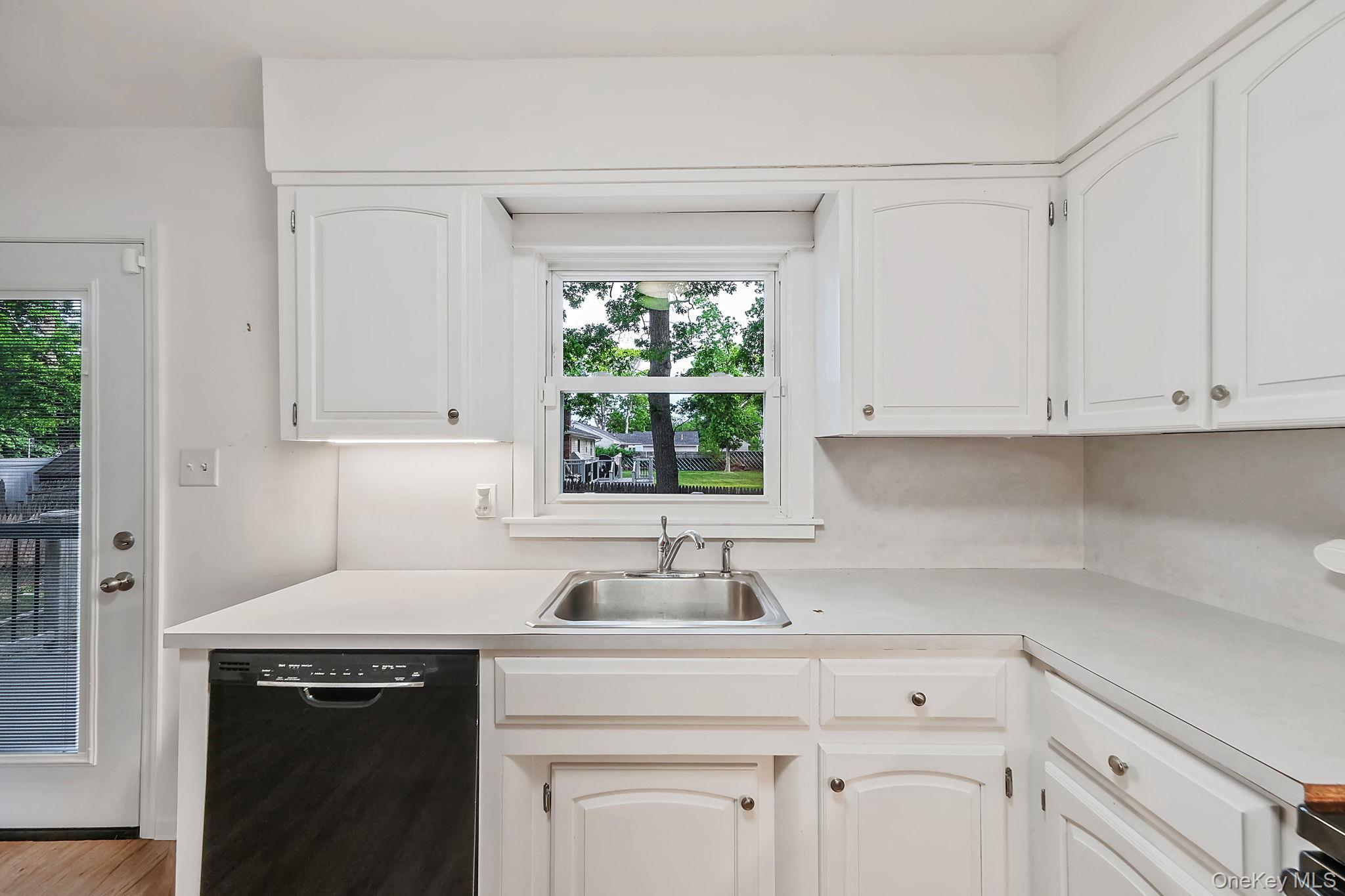2 Linden Avenue