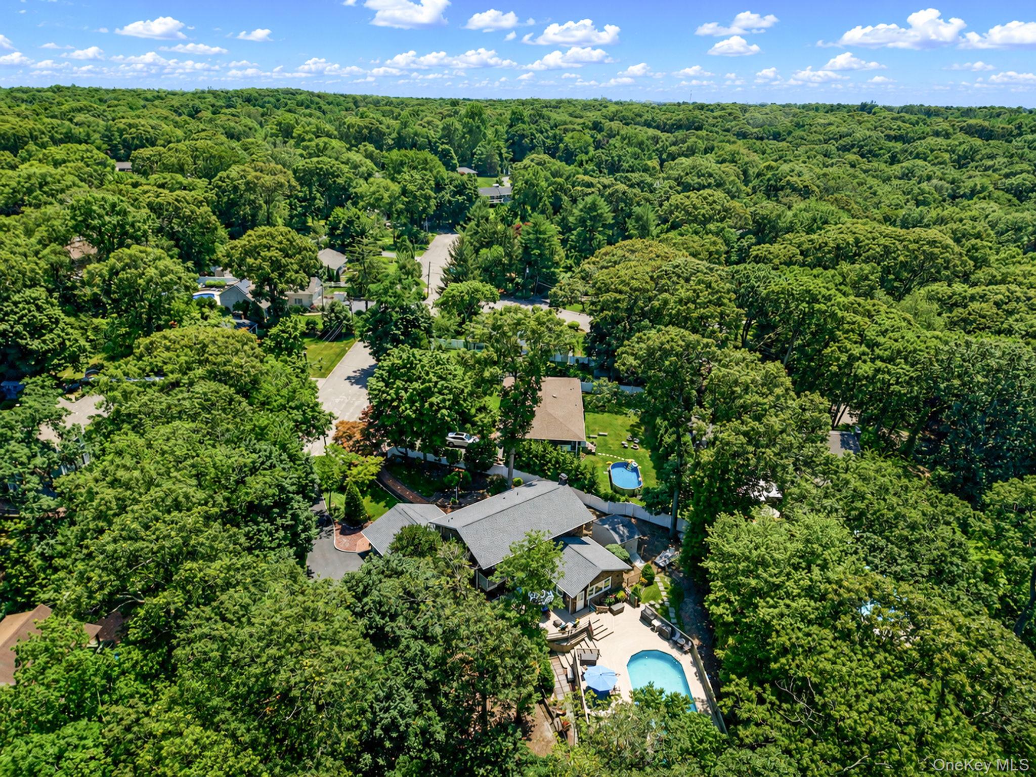 12 Knoll Crest