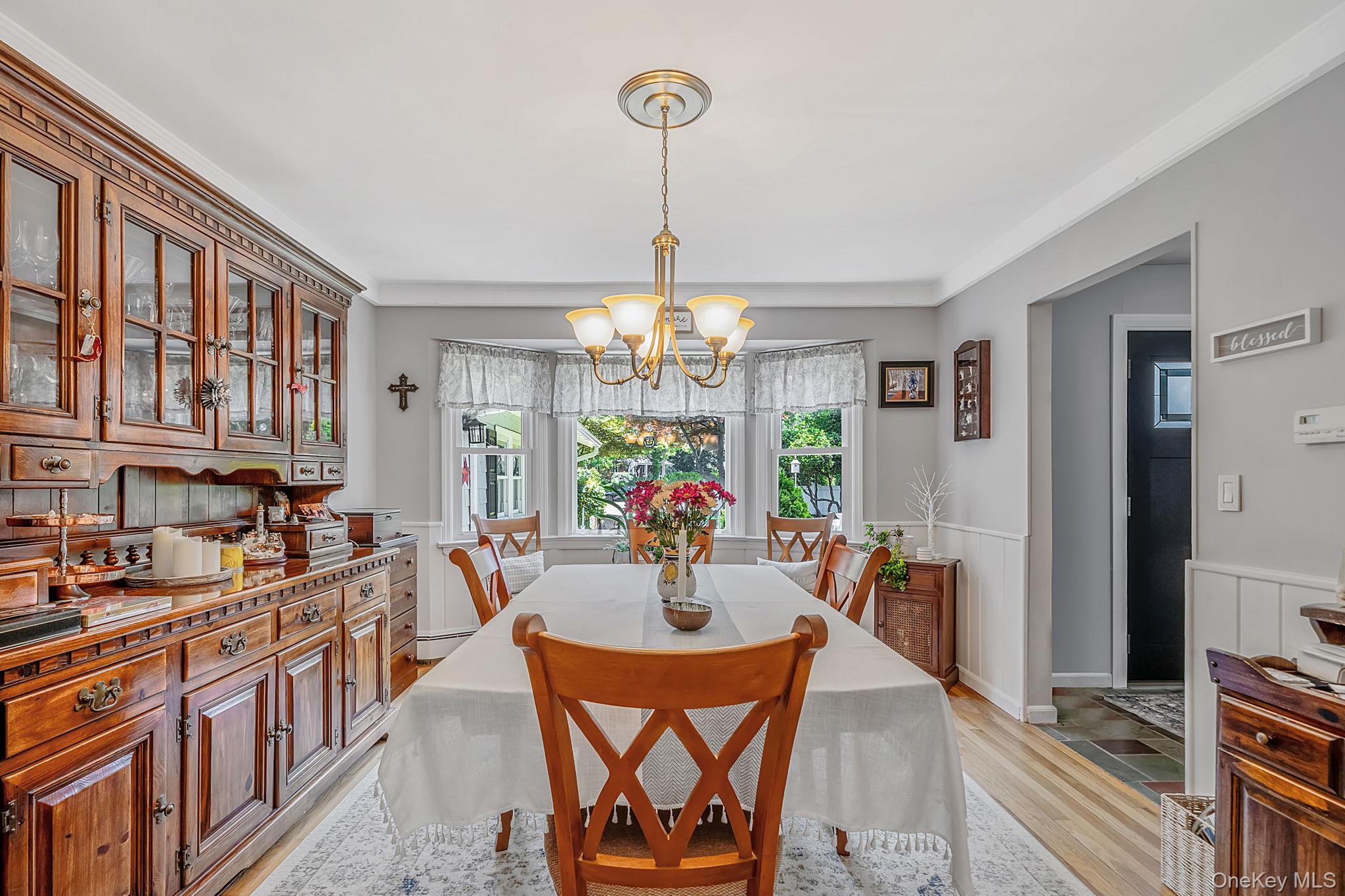 12 Knoll Crest