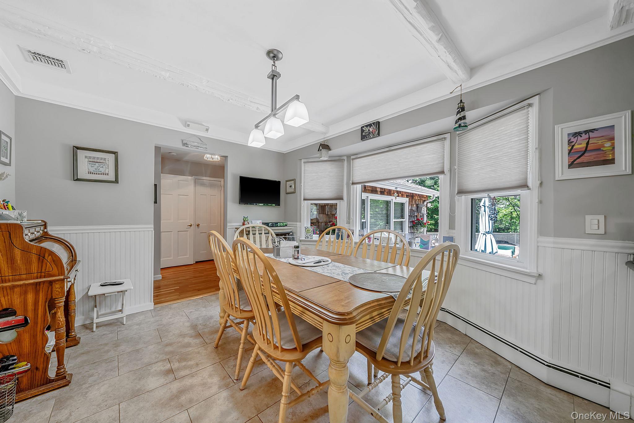 12 Knoll Crest