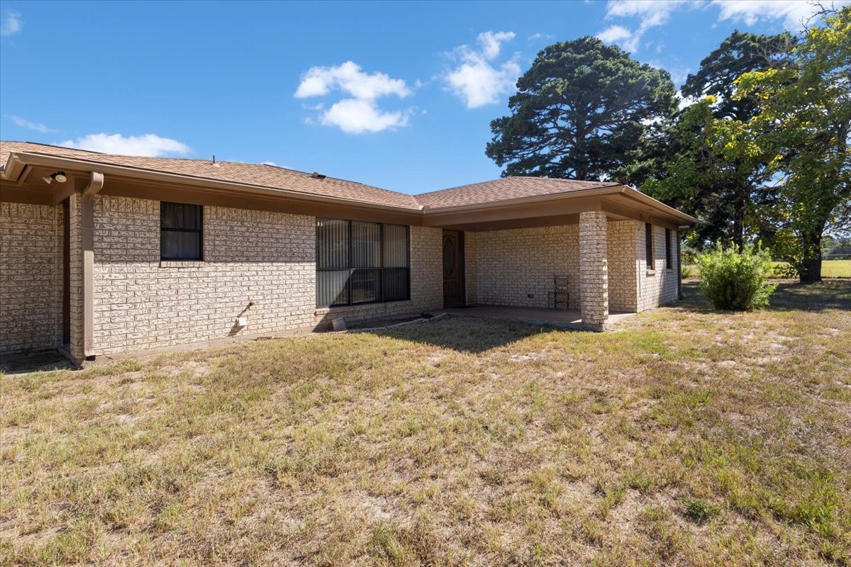 1000 County Road 1208