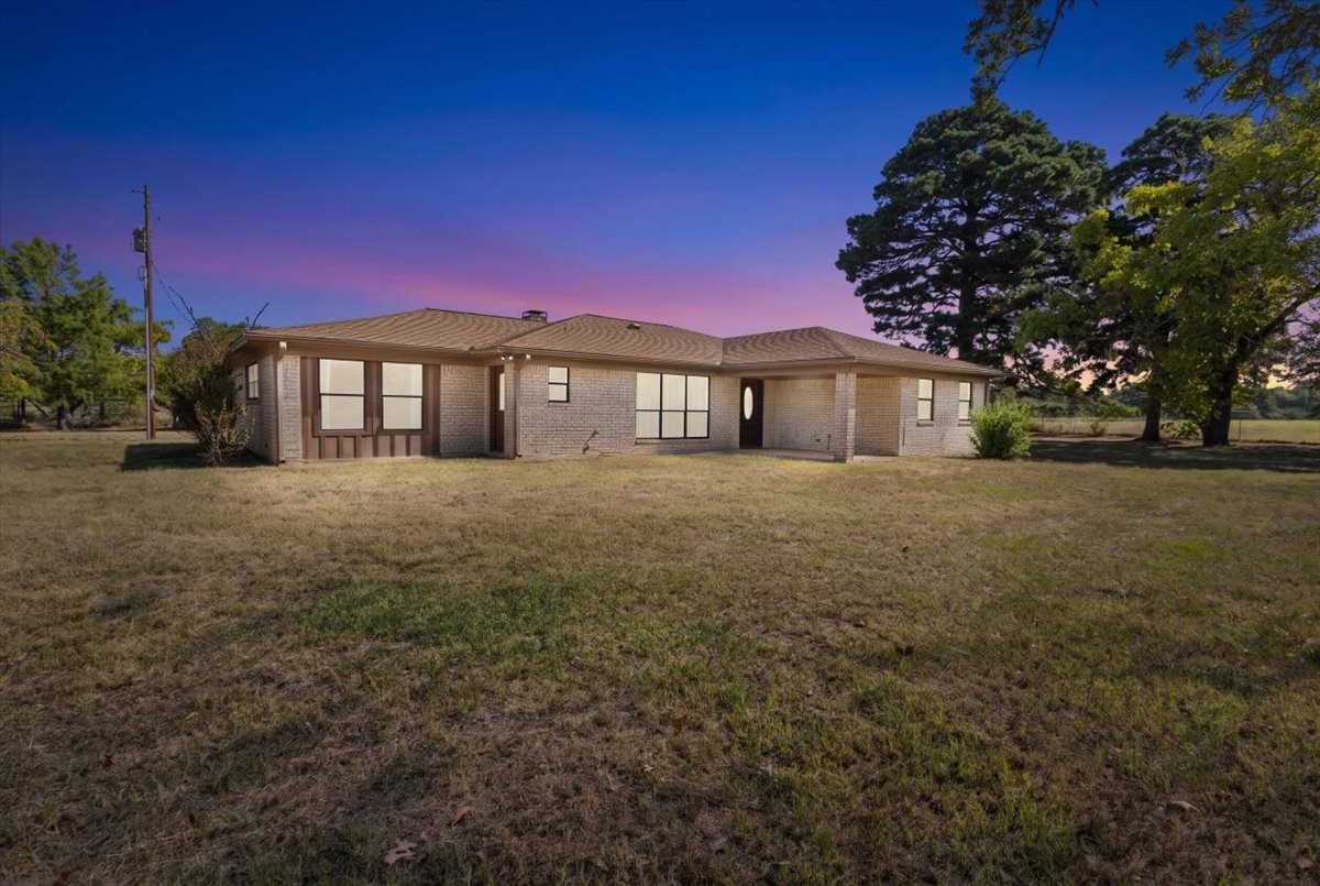 1000 County Road 1208