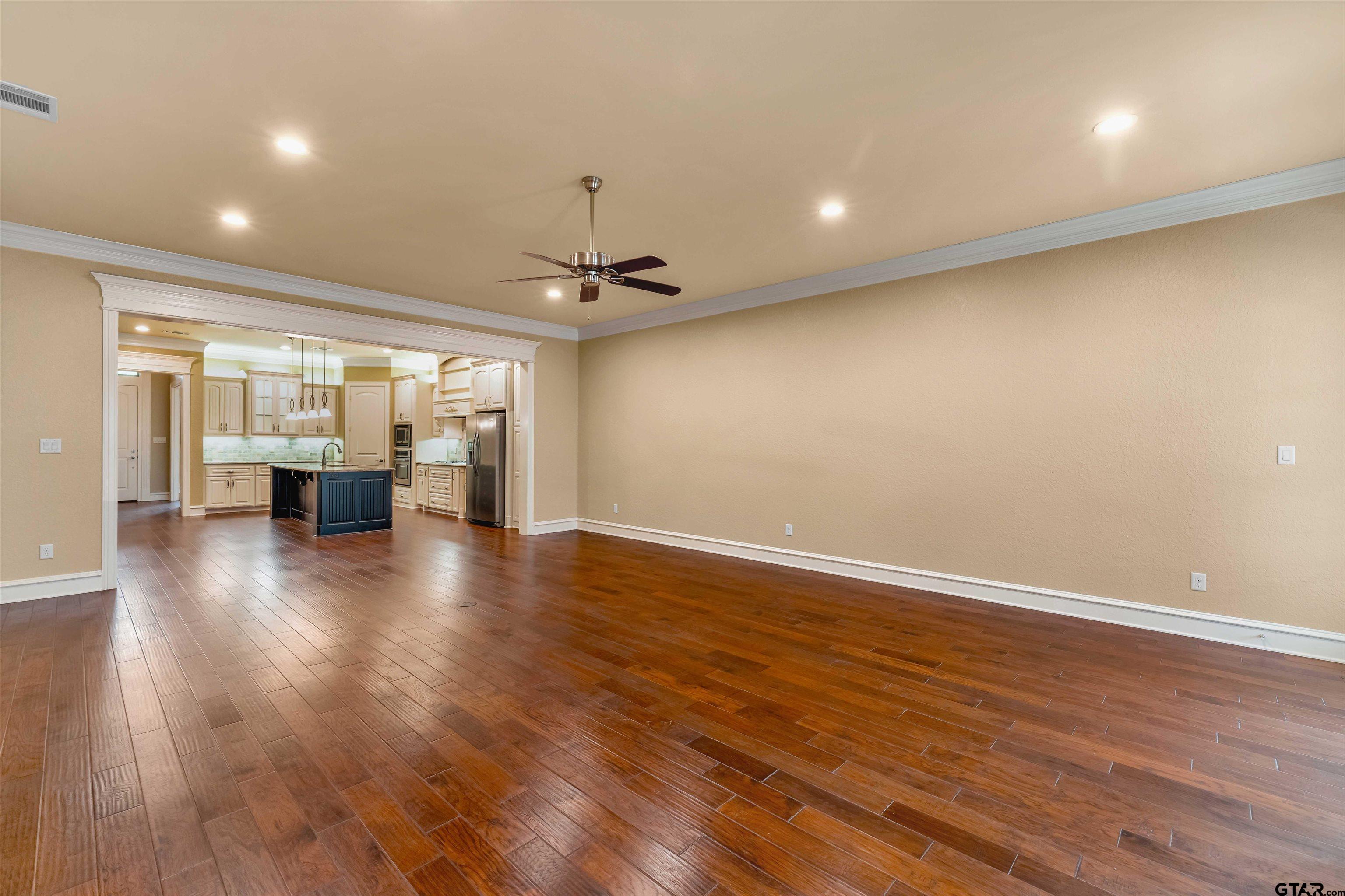 7321 Princedale