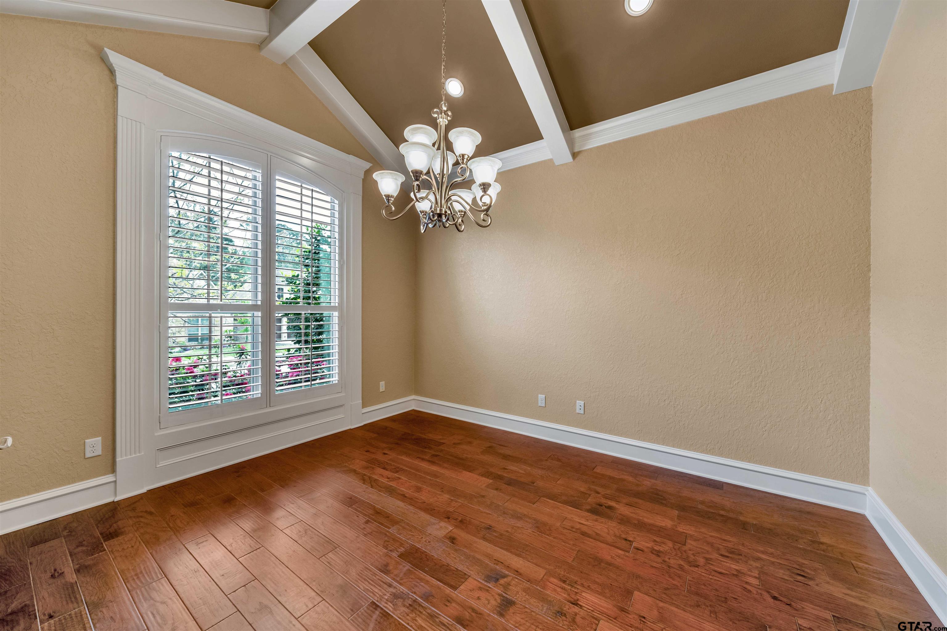 7321 Princedale