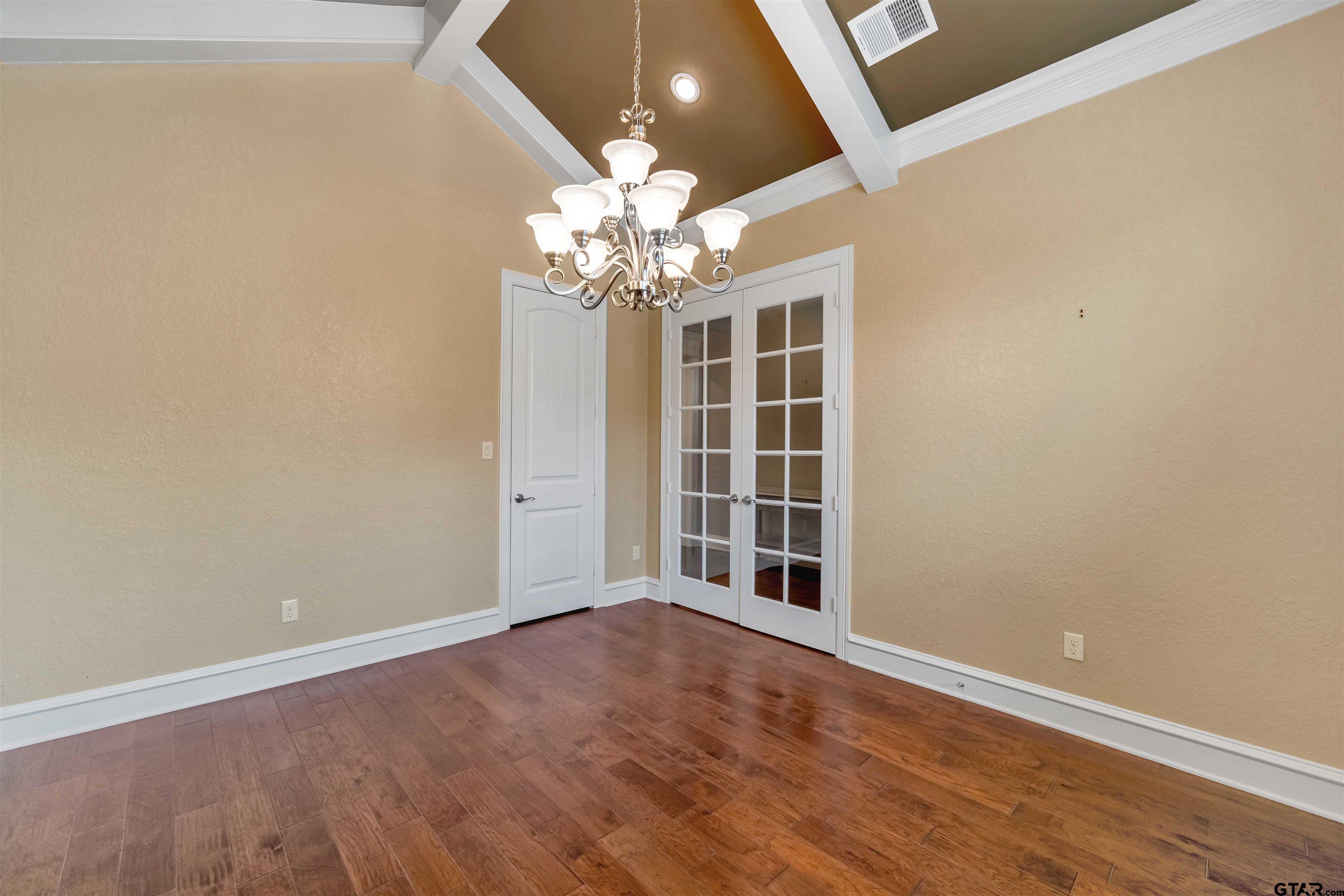 7321 Princedale