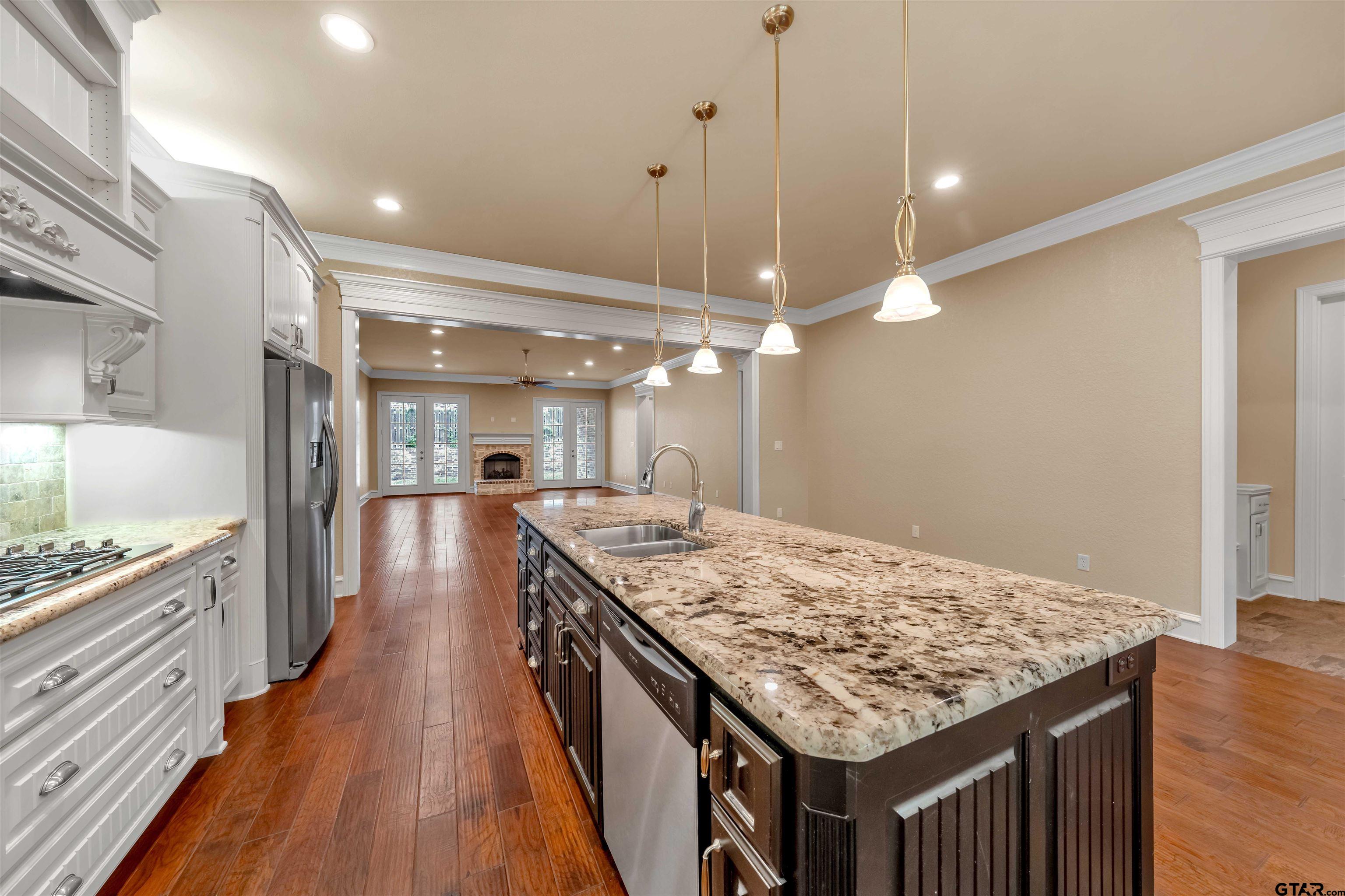 7321 Princedale