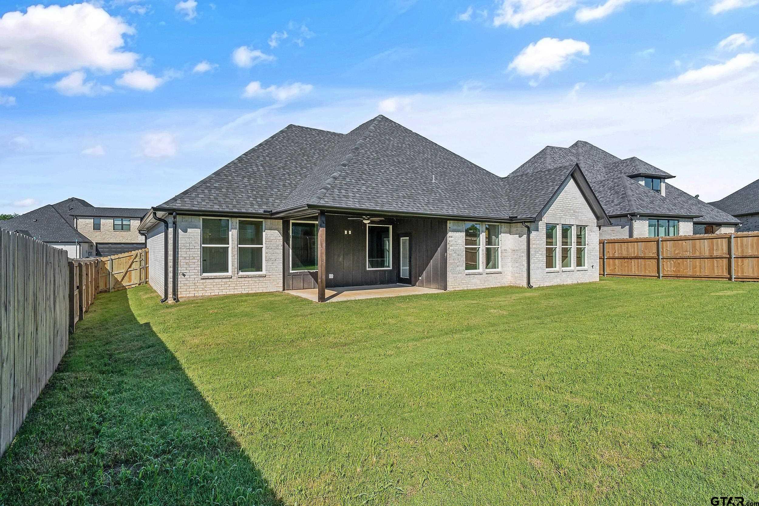 4110 Palo Pinto Crk Circle