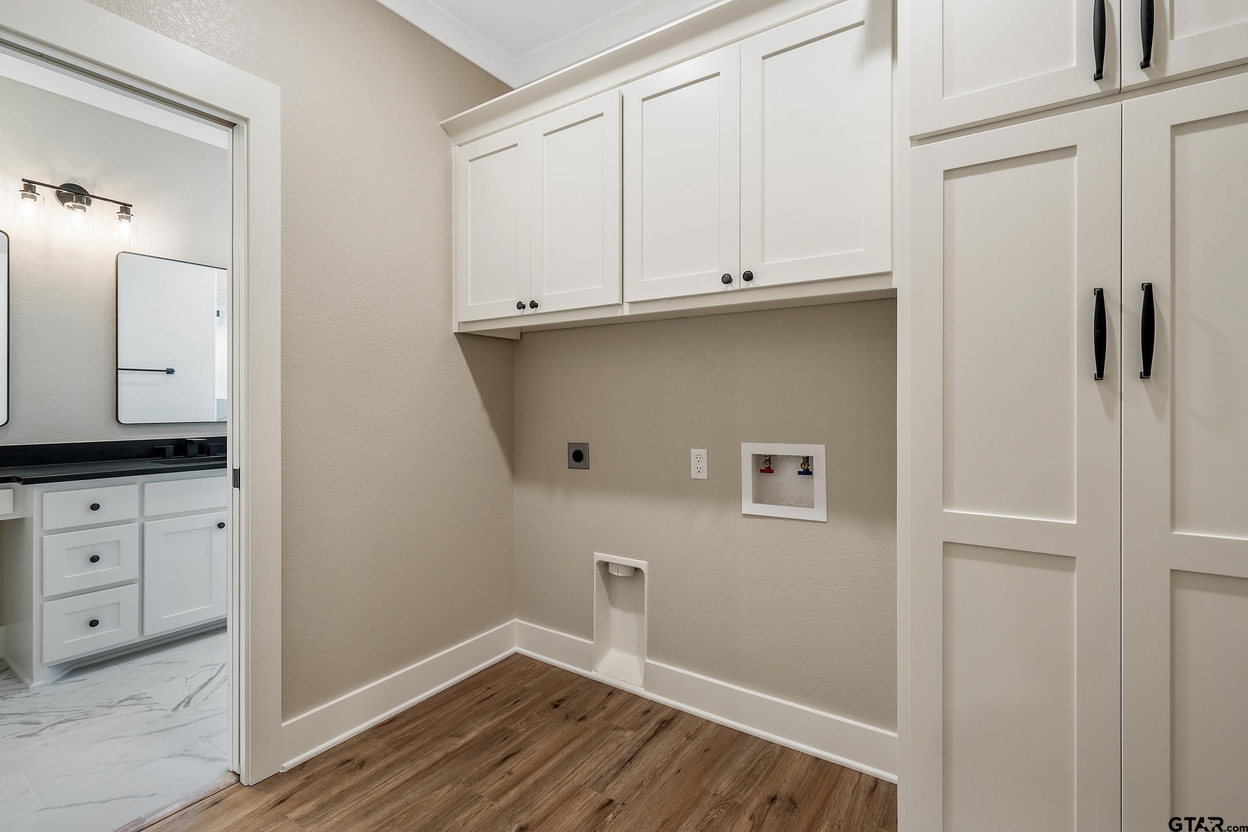 4110 Palo Pinto Crk Circle