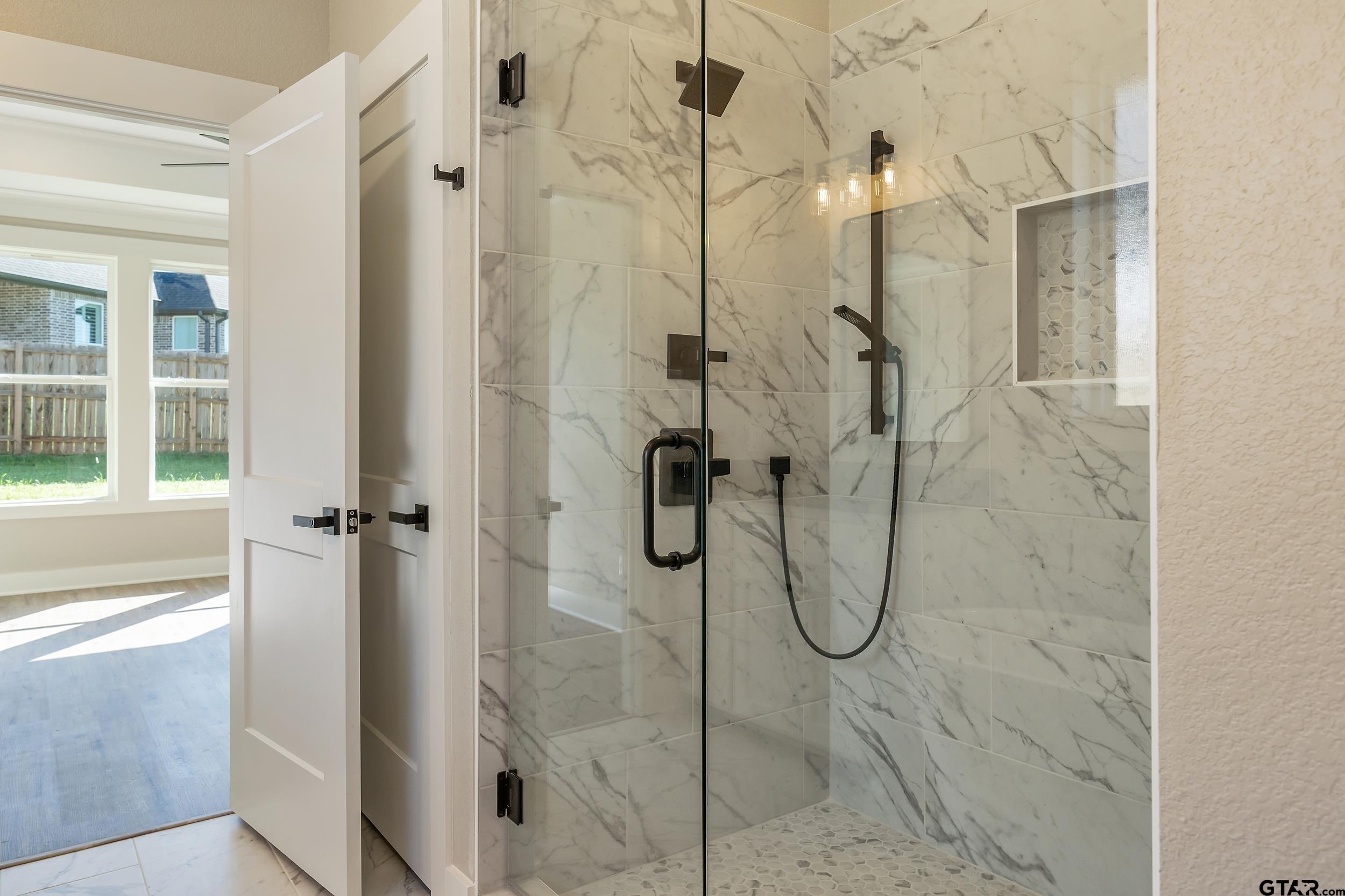 4110 Palo Pinto Crk Circle