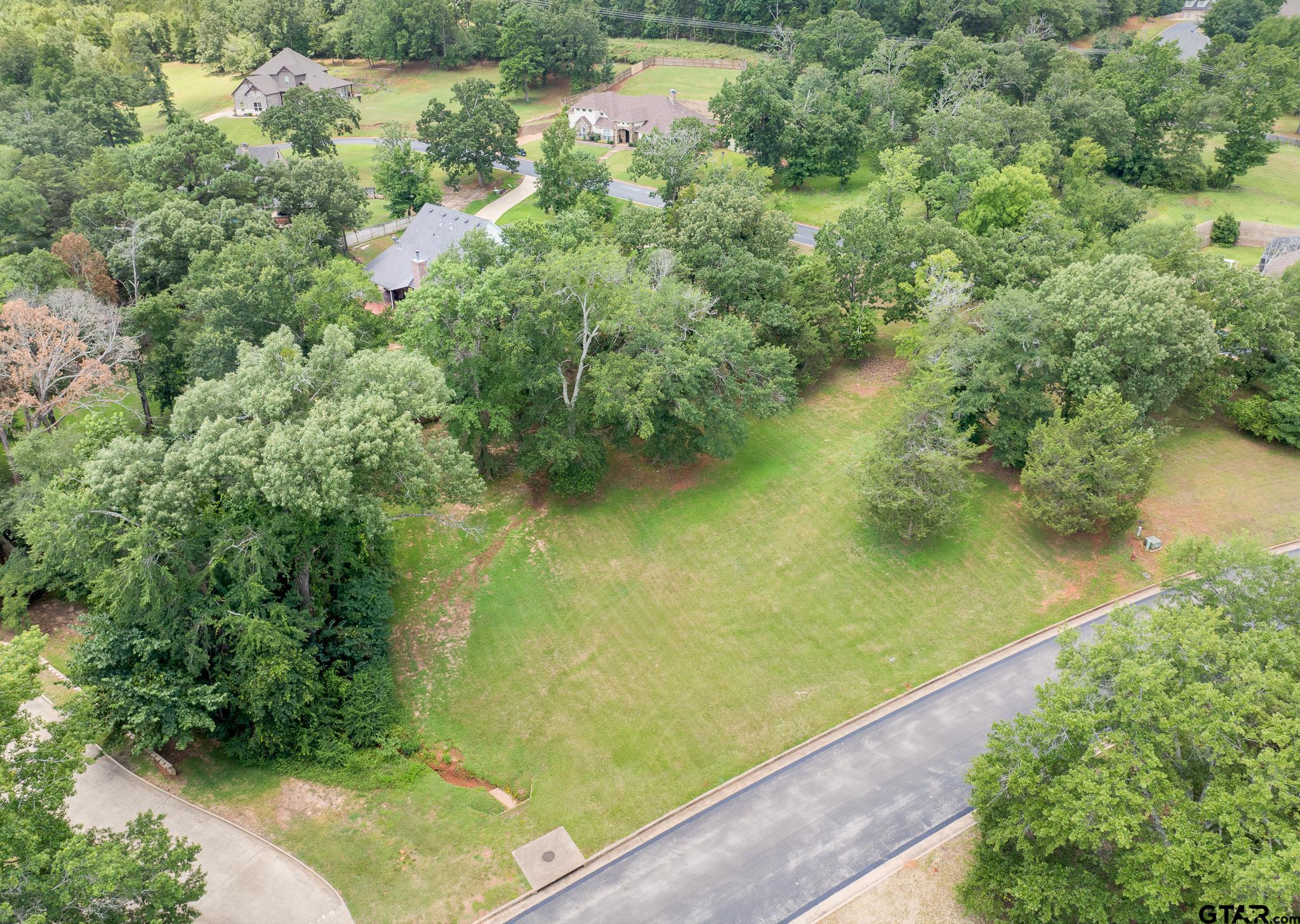 110 Lake Lou Ella Dr