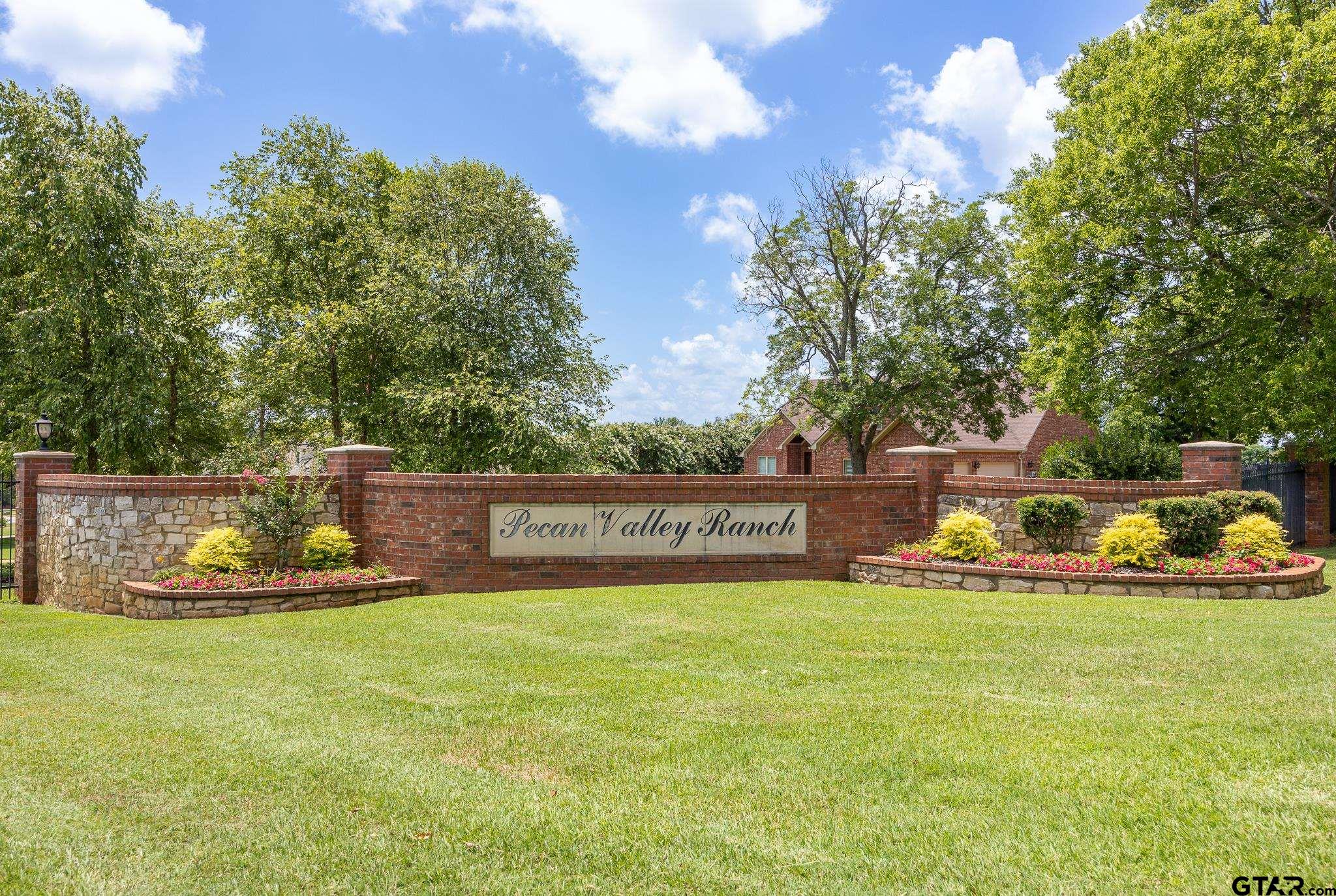 110 Lake Lou Ella Dr