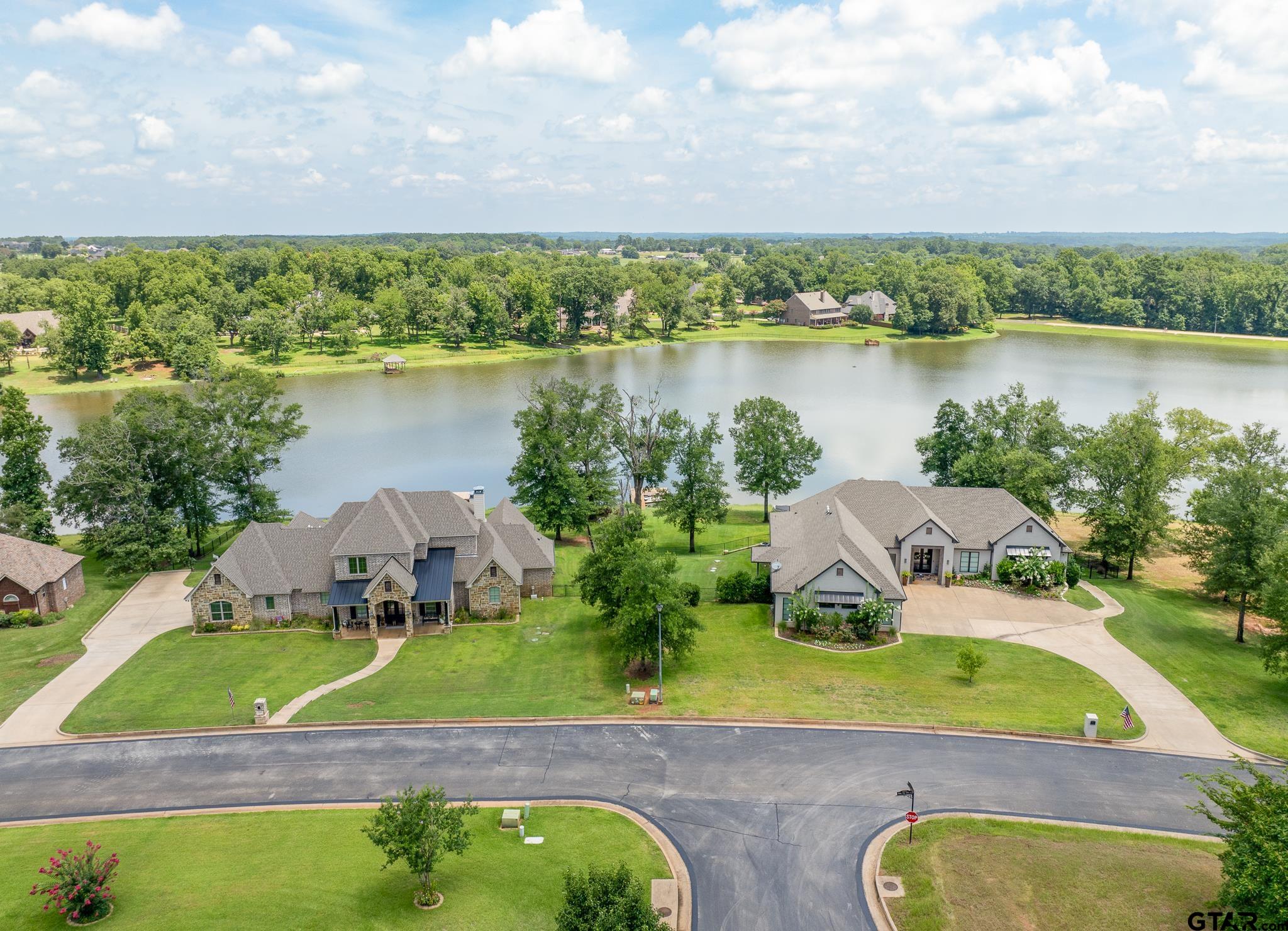 110 Lake Lou Ella Dr