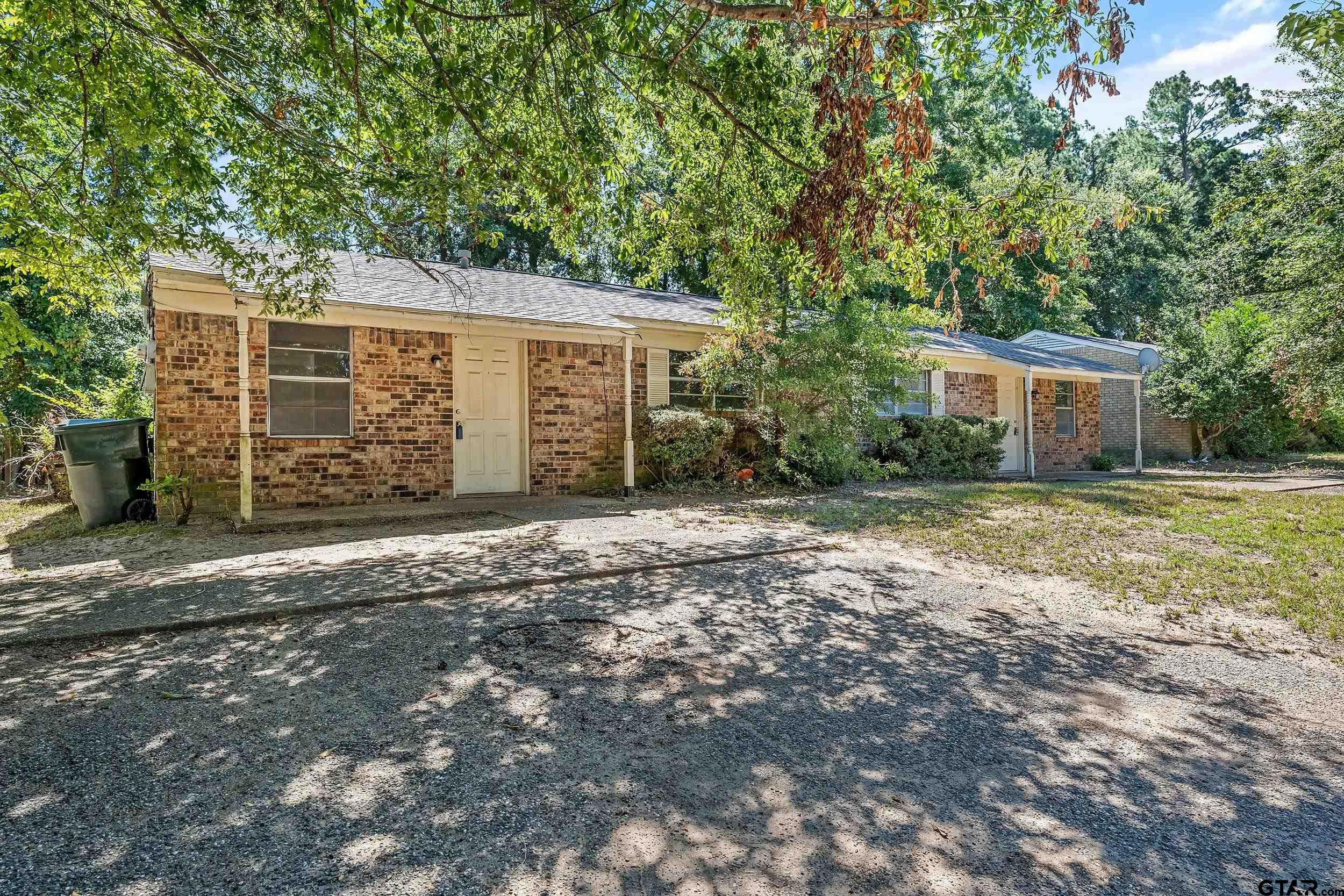 7104/7106 Richfield Dr