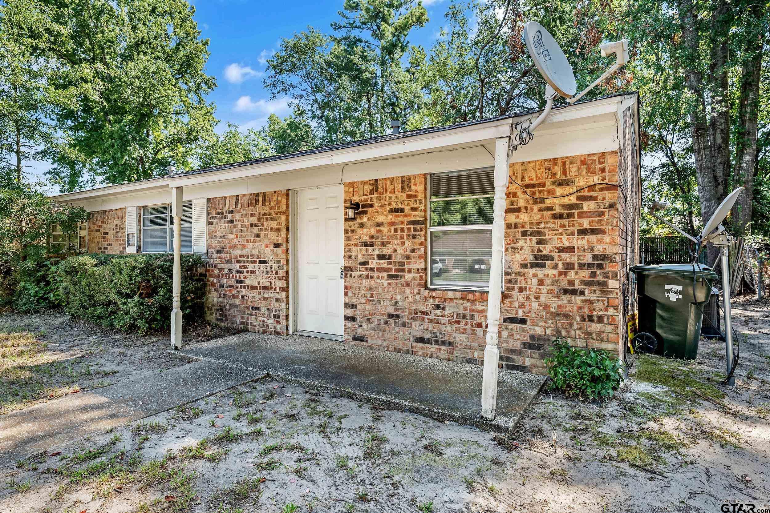7104/7106 Richfield Dr