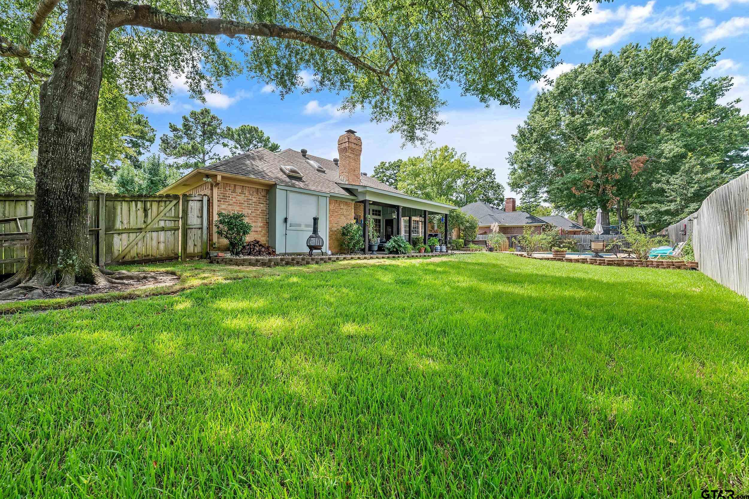 1640 Tall Timber Dr
