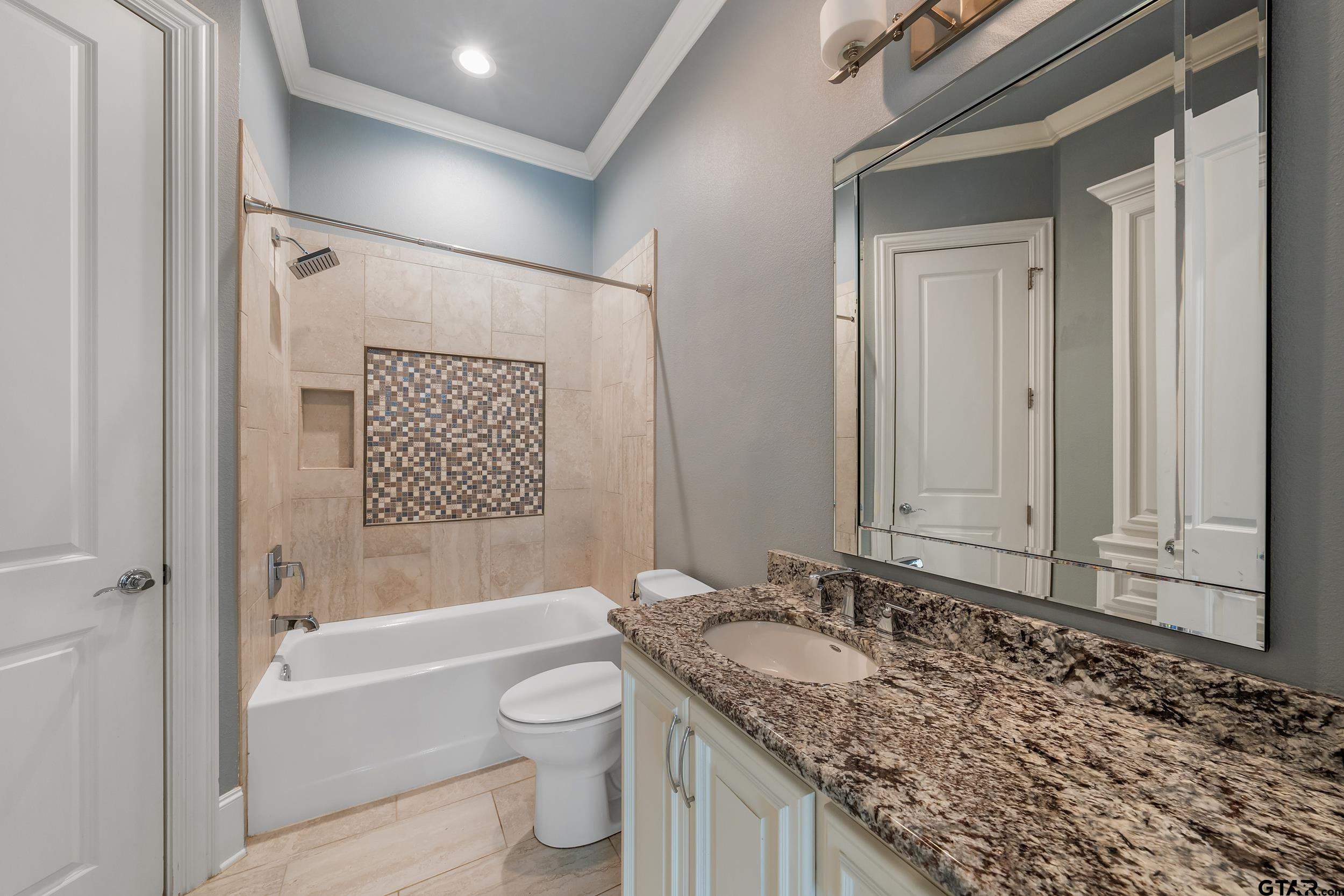 7354 Lake Pointe Cove