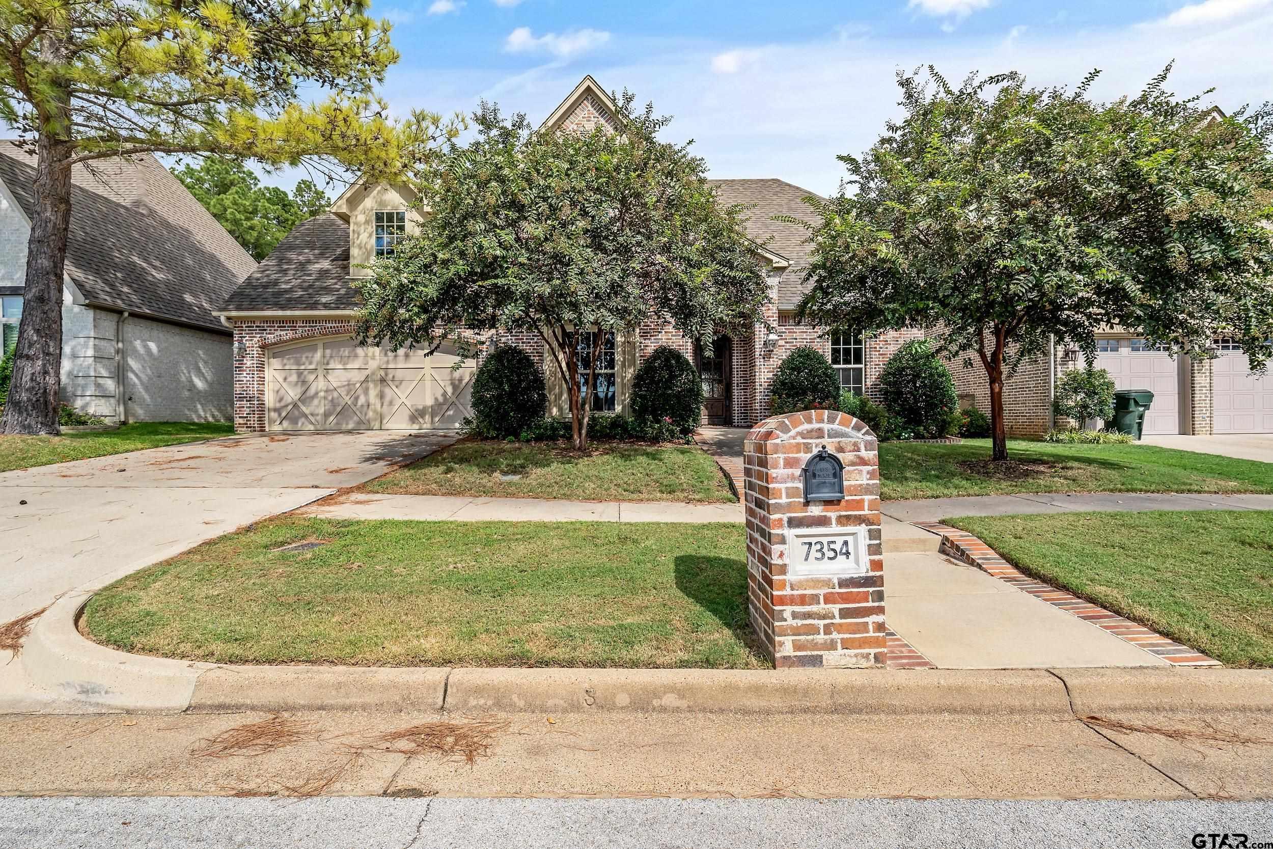 7354 Lake Pointe Cove