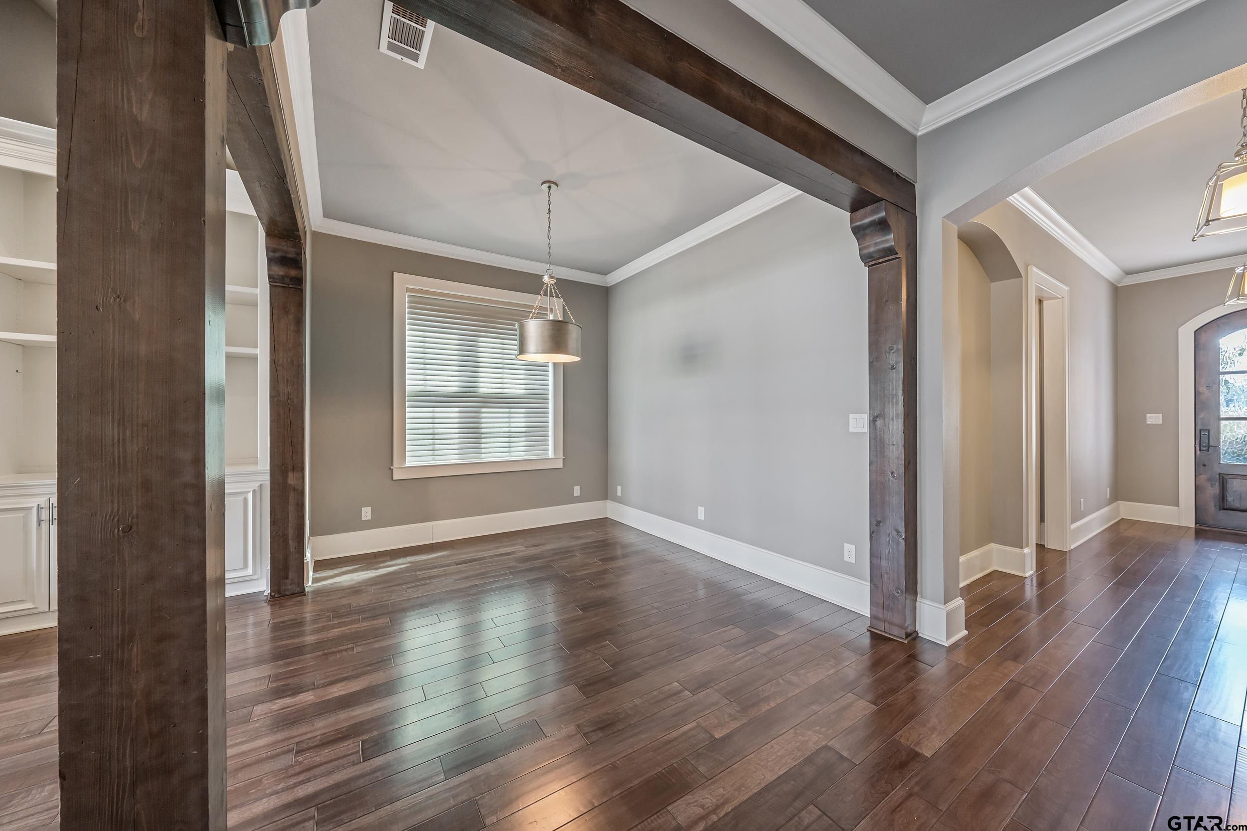 7354 Lake Pointe Cove