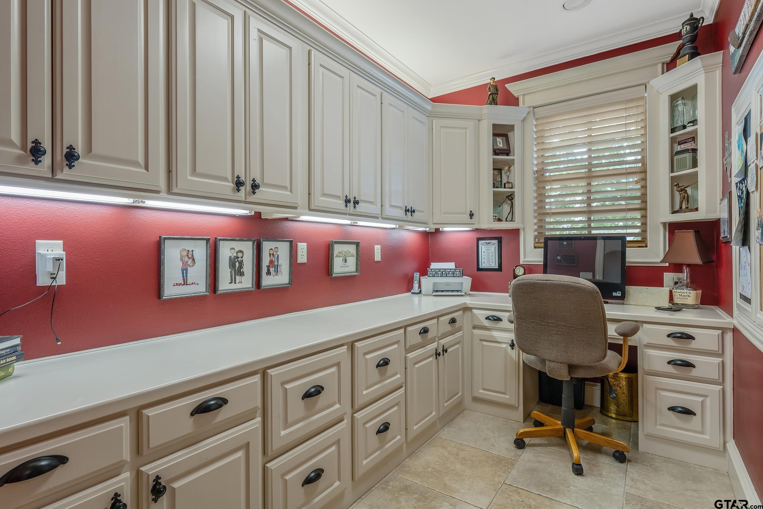 812 Cambridge Bend