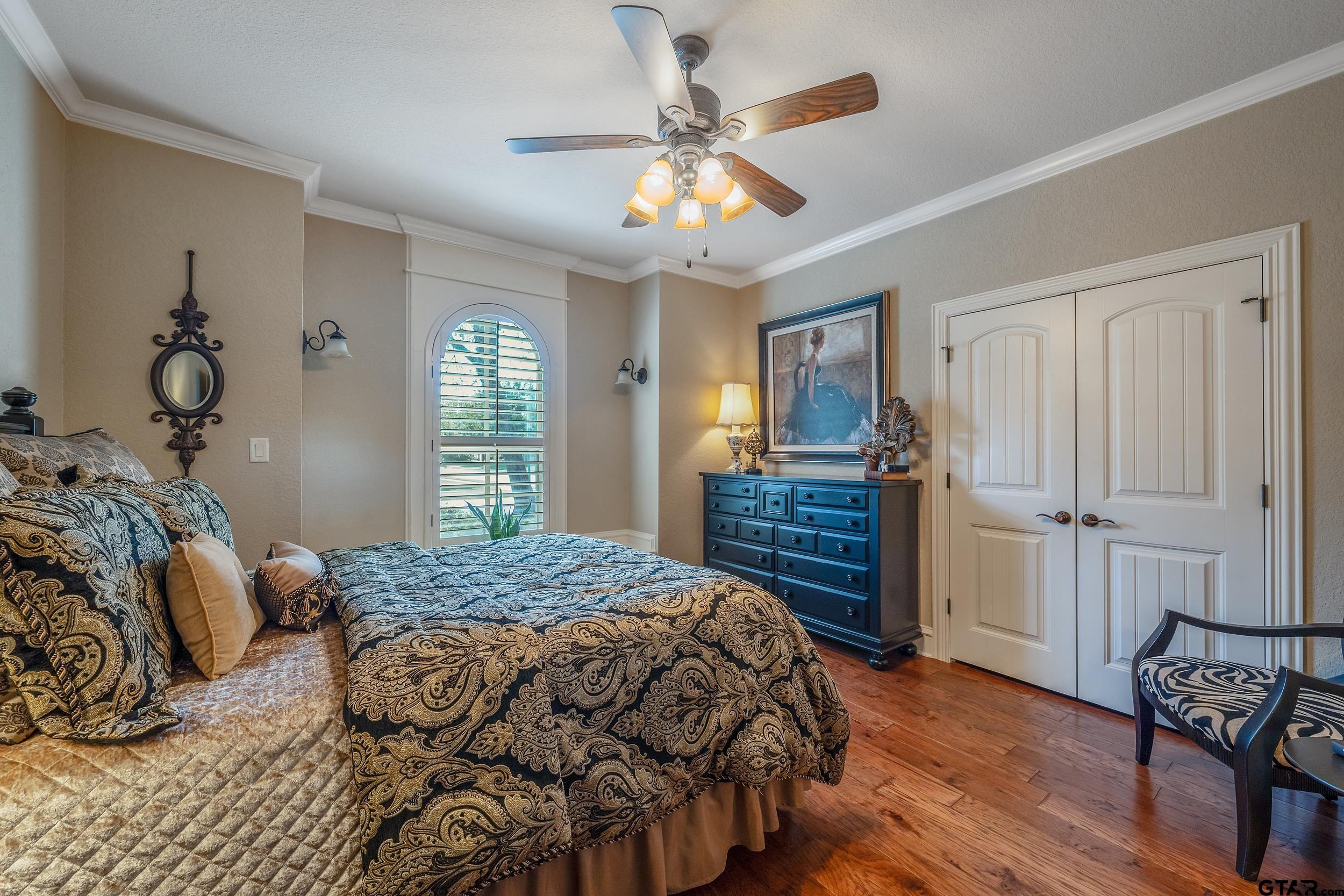 812 Cambridge Bend