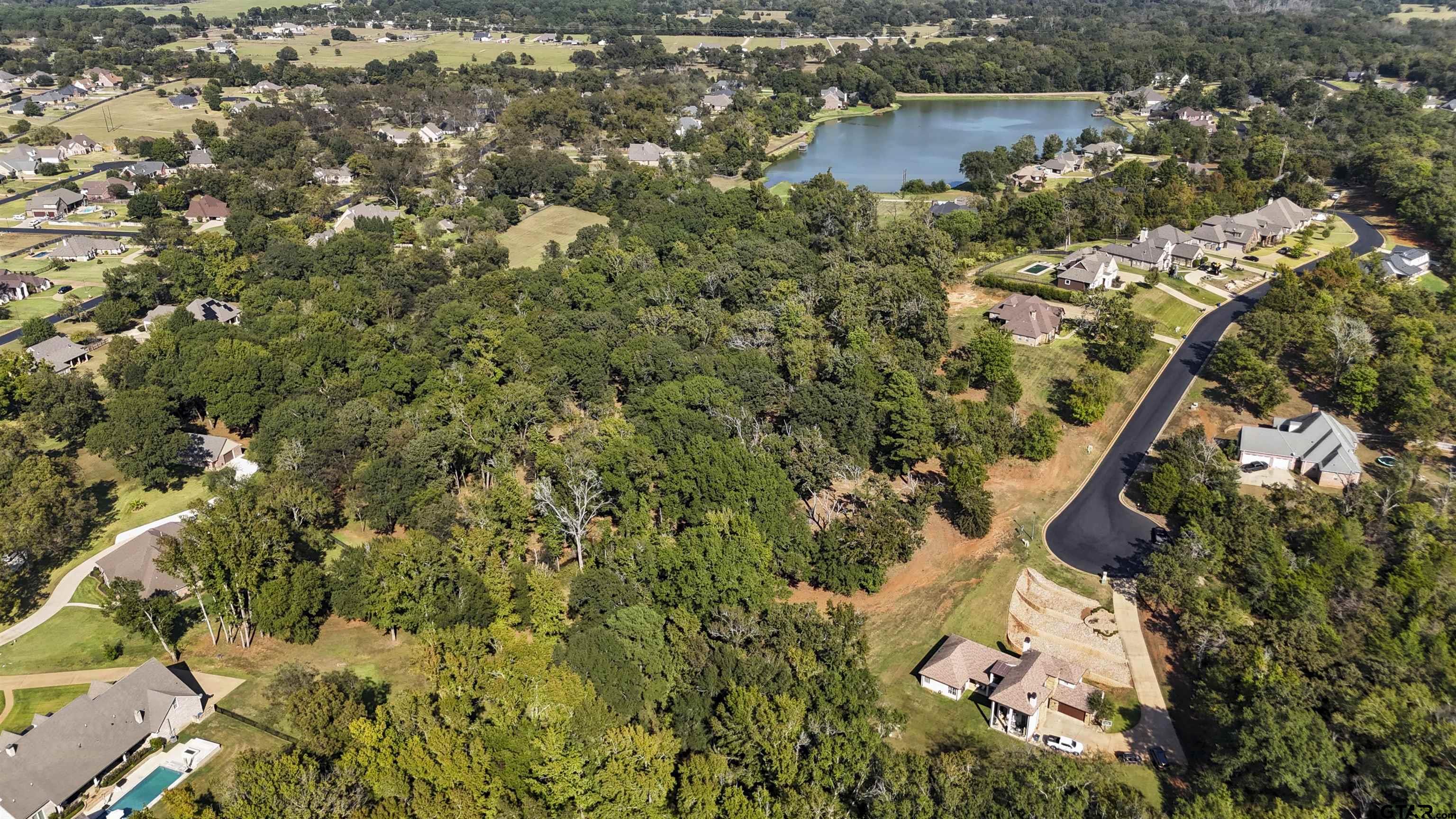 141 Lake Lou Ella Dr