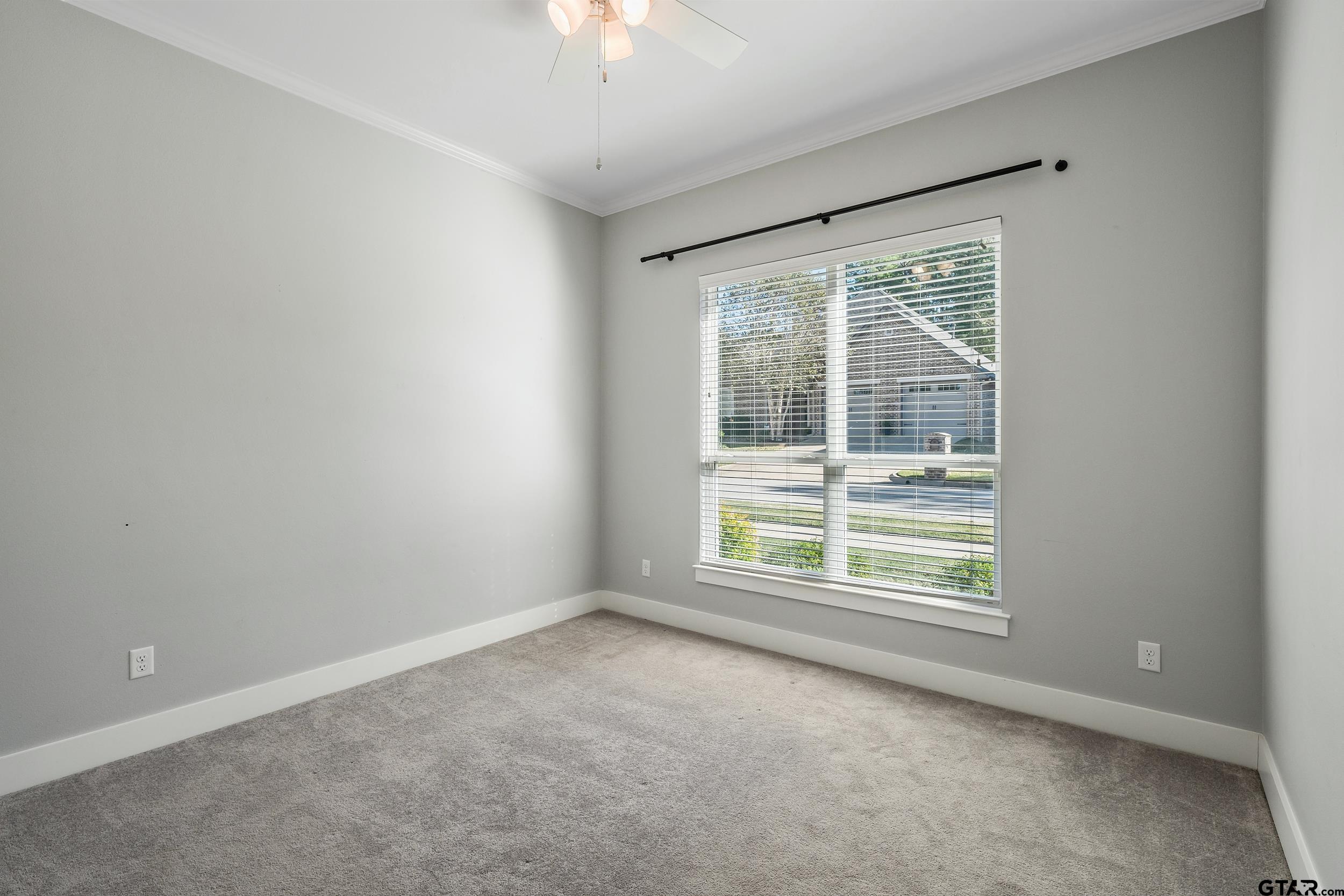 7323 Lake Pointe Cv