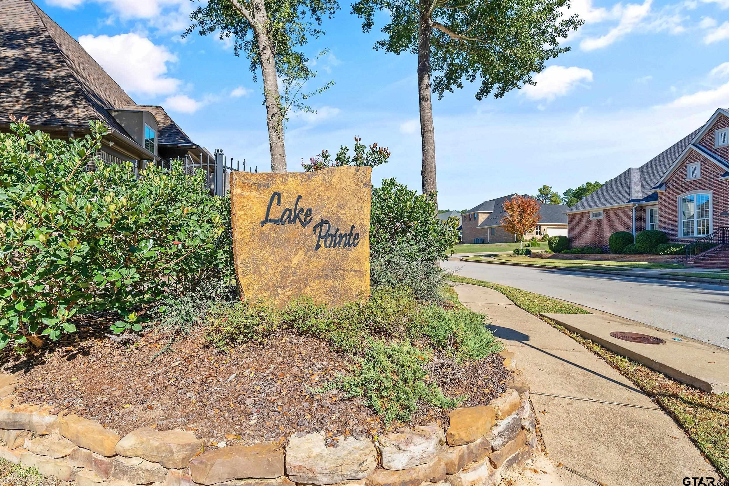 7323 Lake Pointe Cv