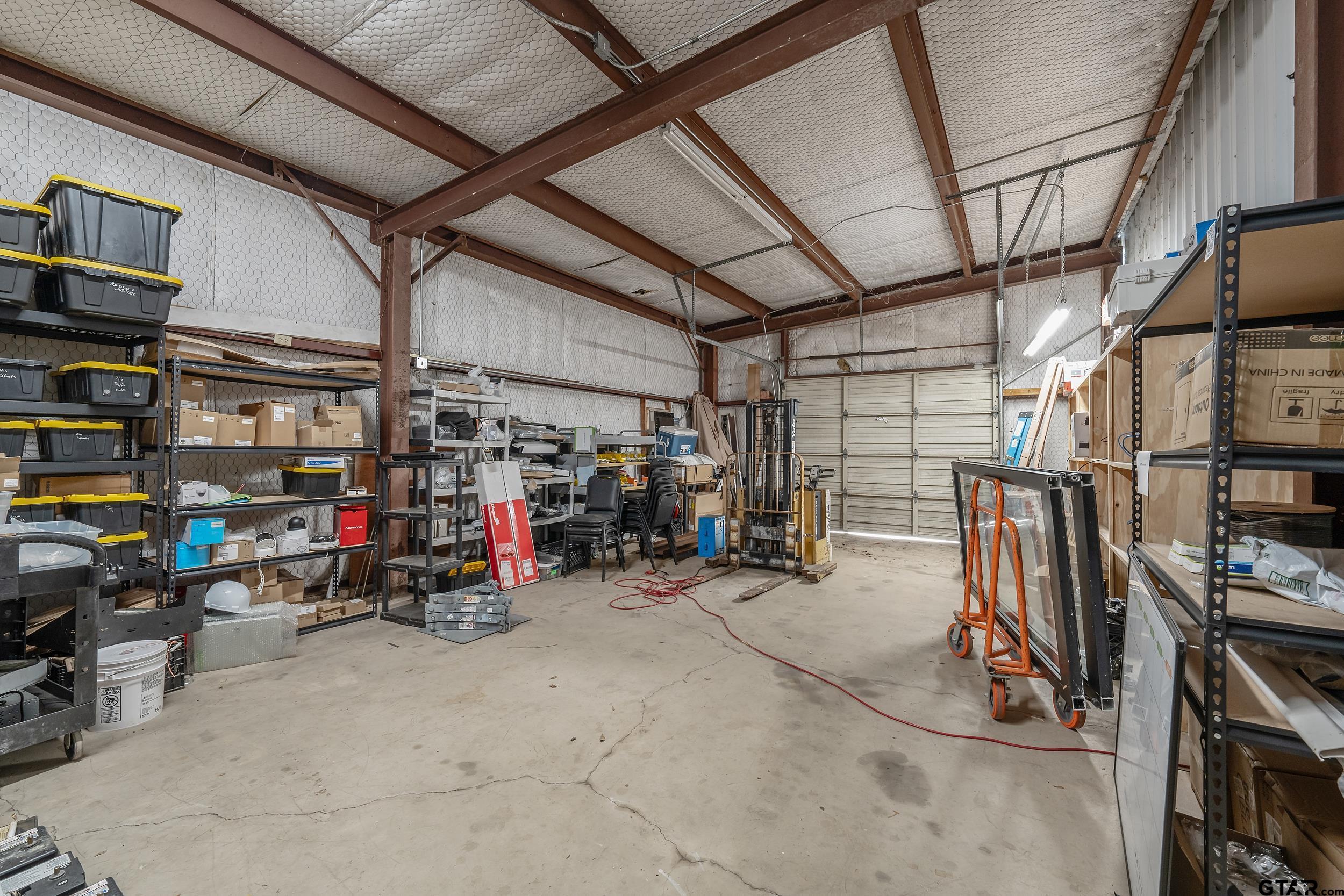 2105 Anthony Dr