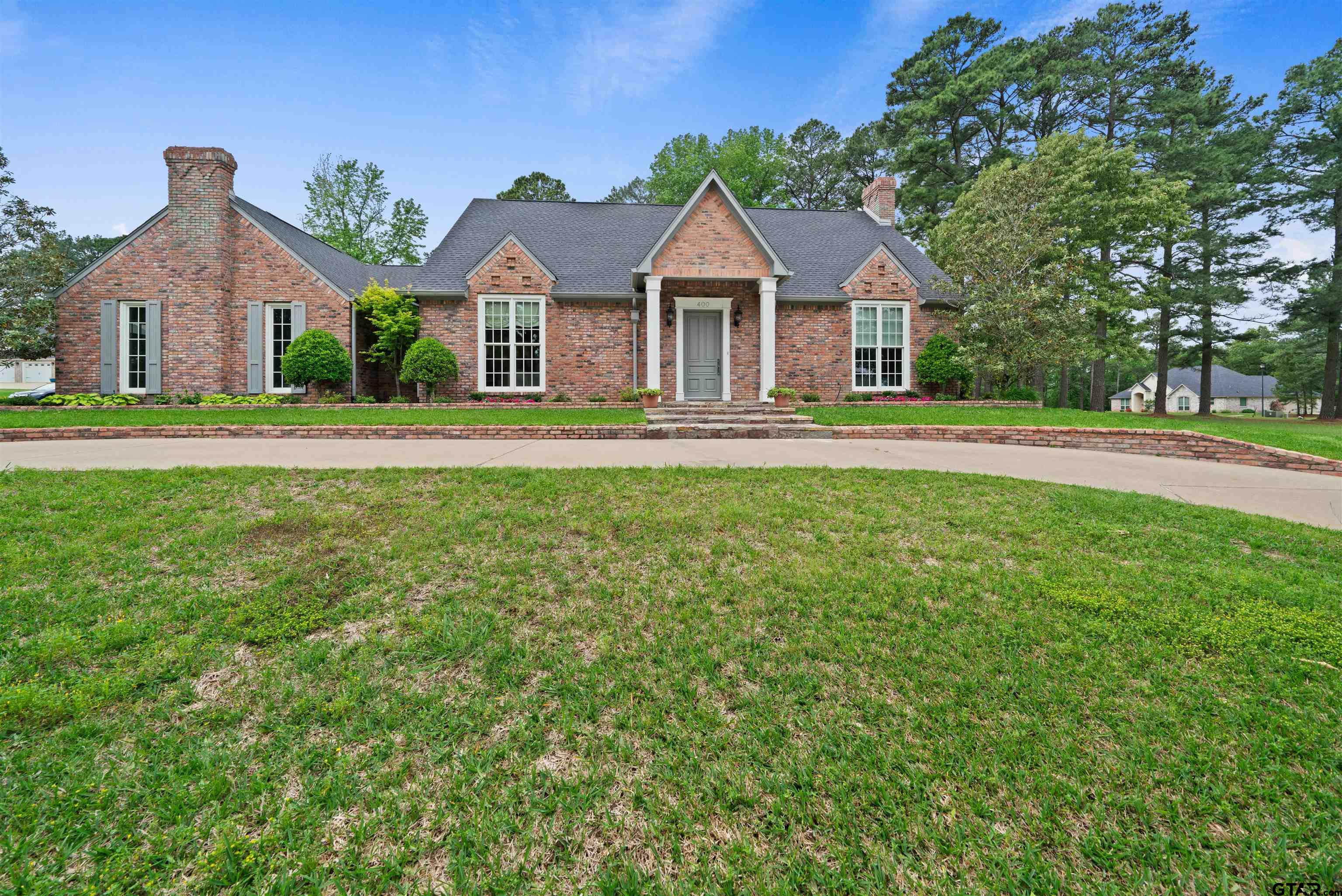 400 Easy St