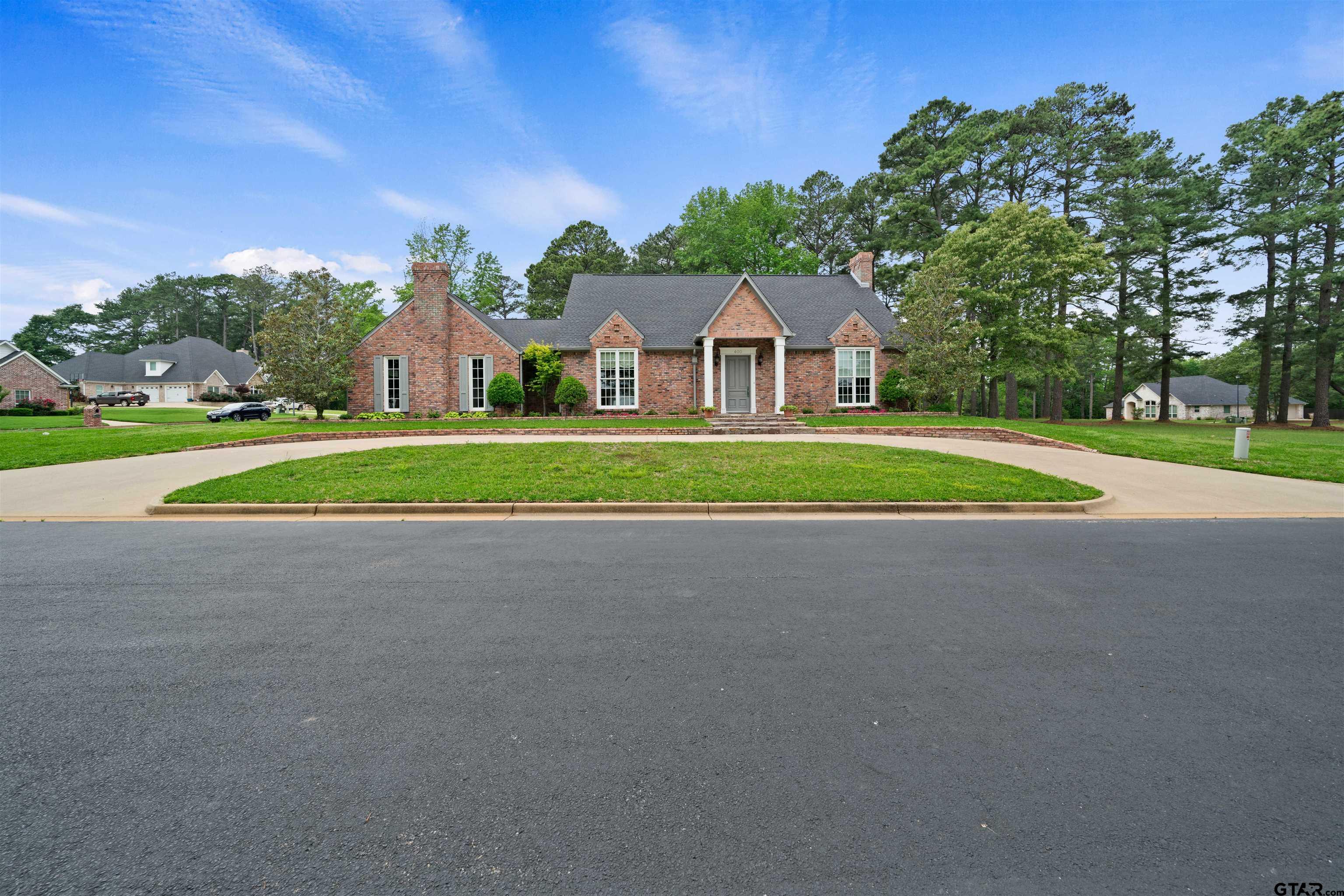 400 Easy St