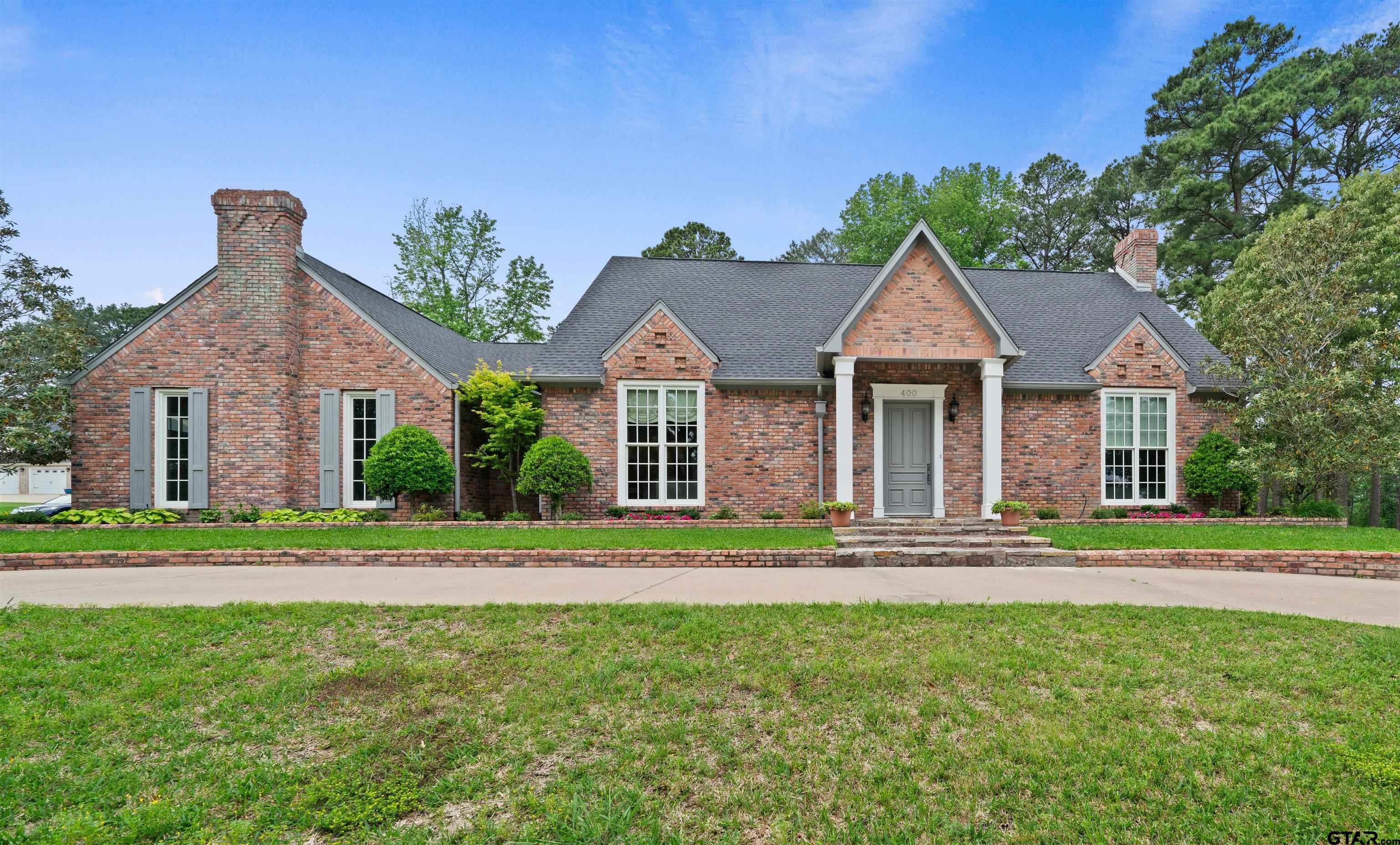 400 Easy St