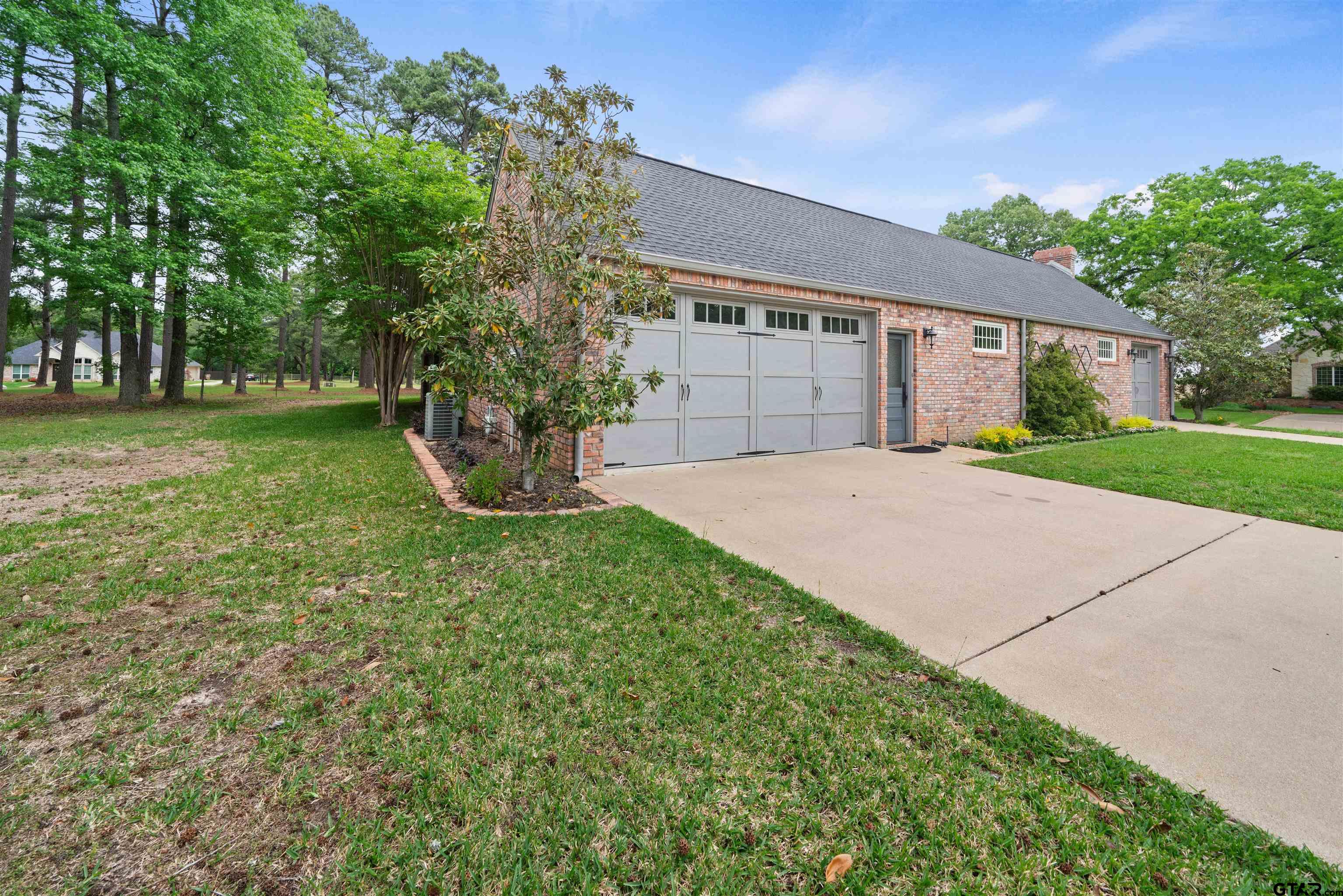 400 Easy St