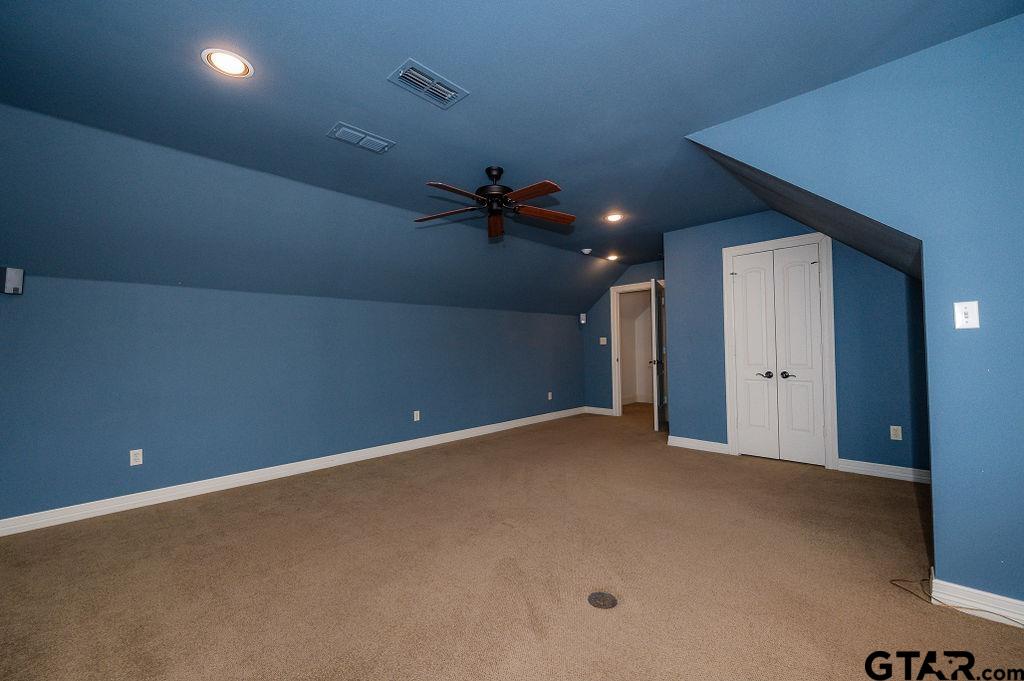 1203 Ashwood Dr