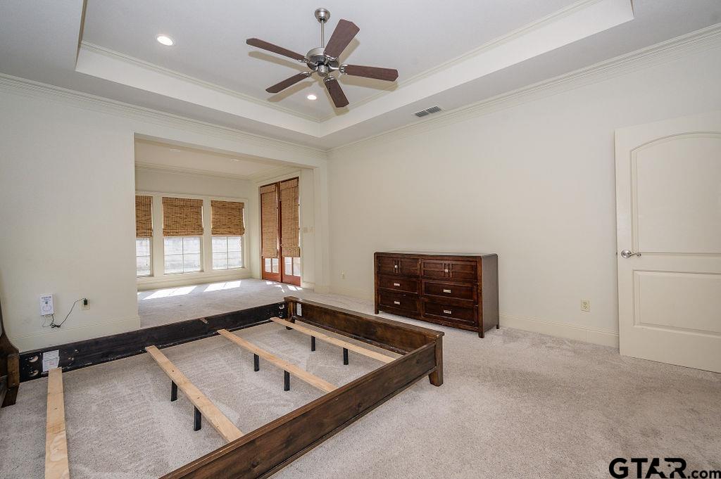 1203 Ashwood Dr