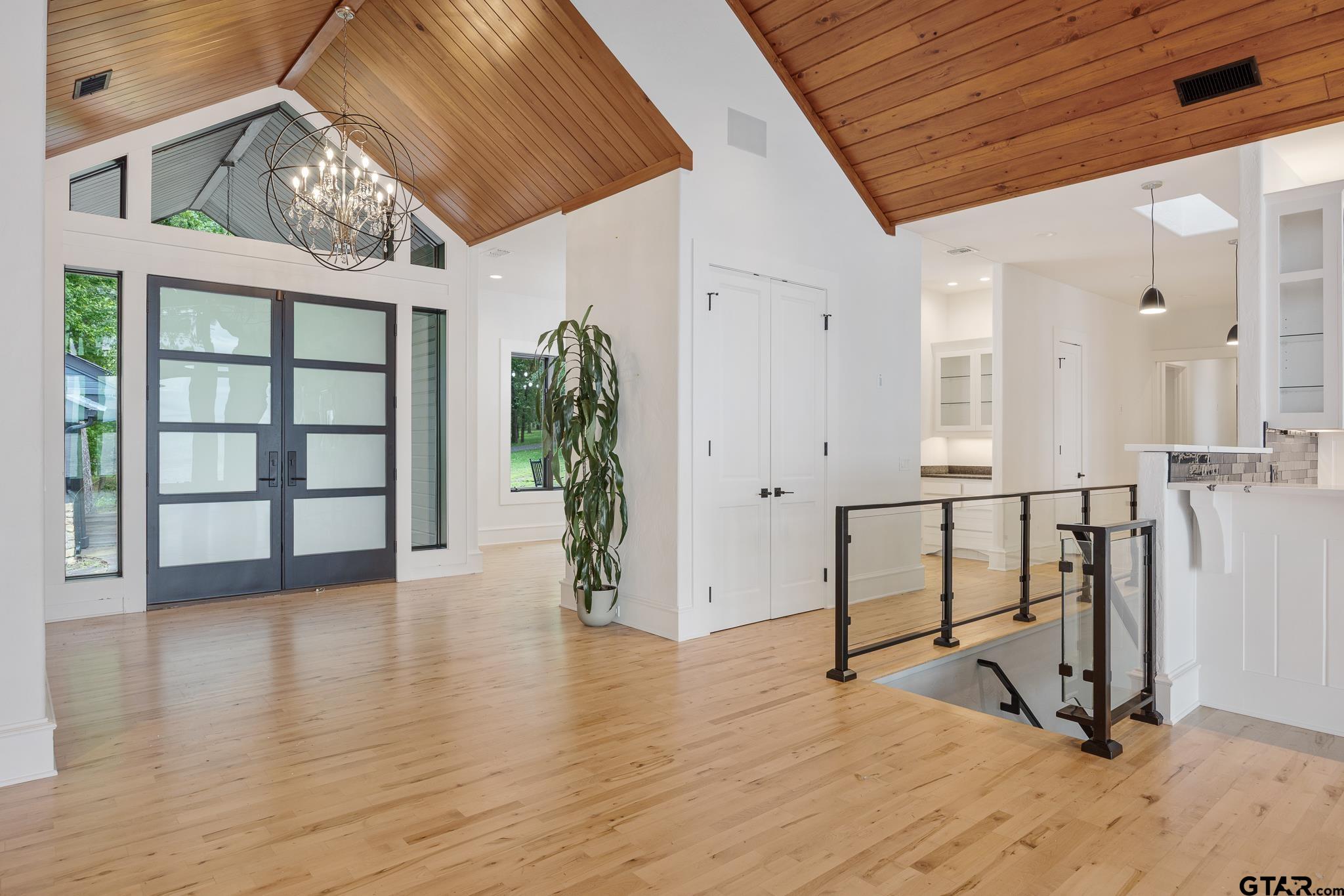 132 Deer Cove