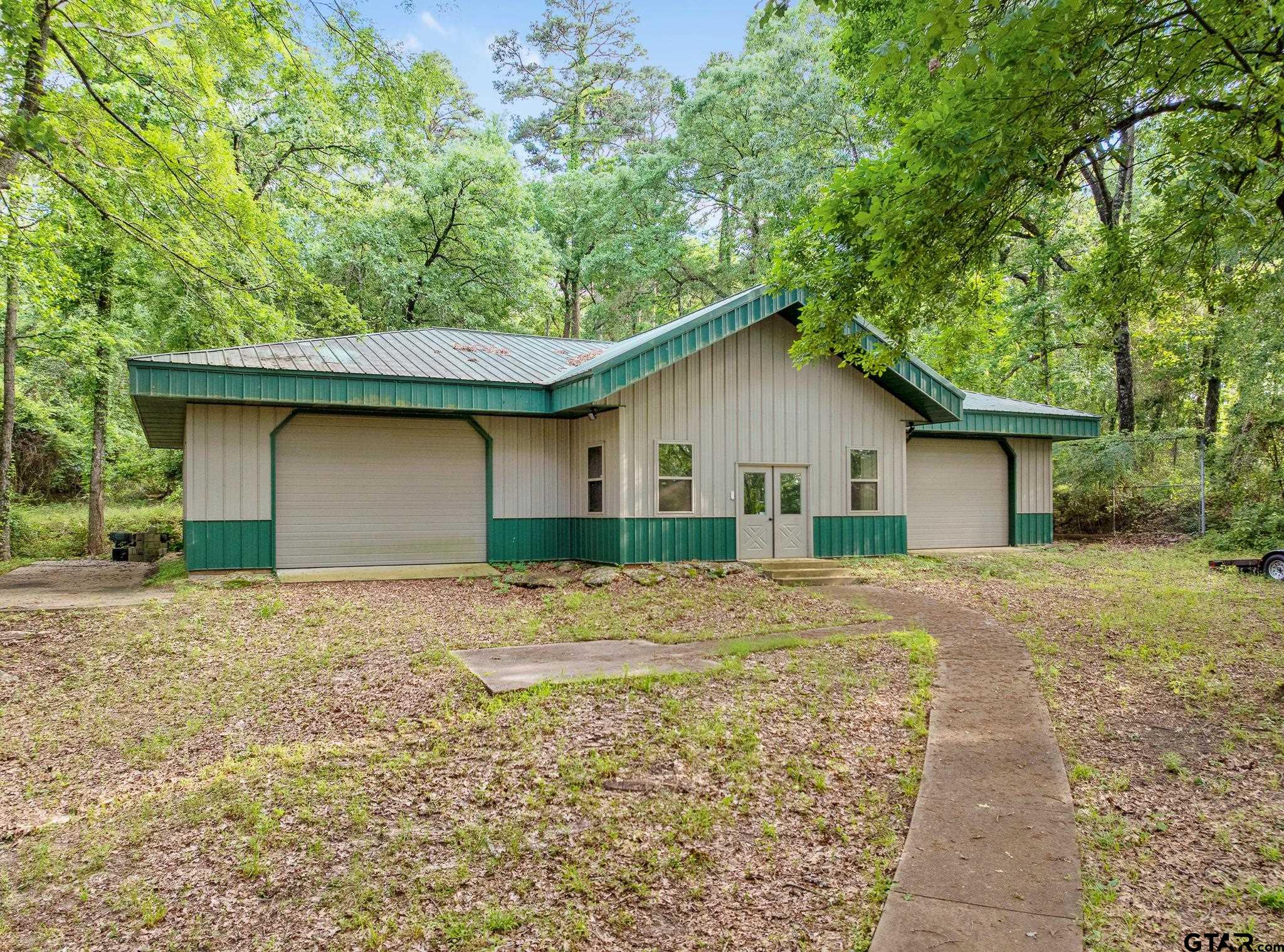 132 Deer Cove