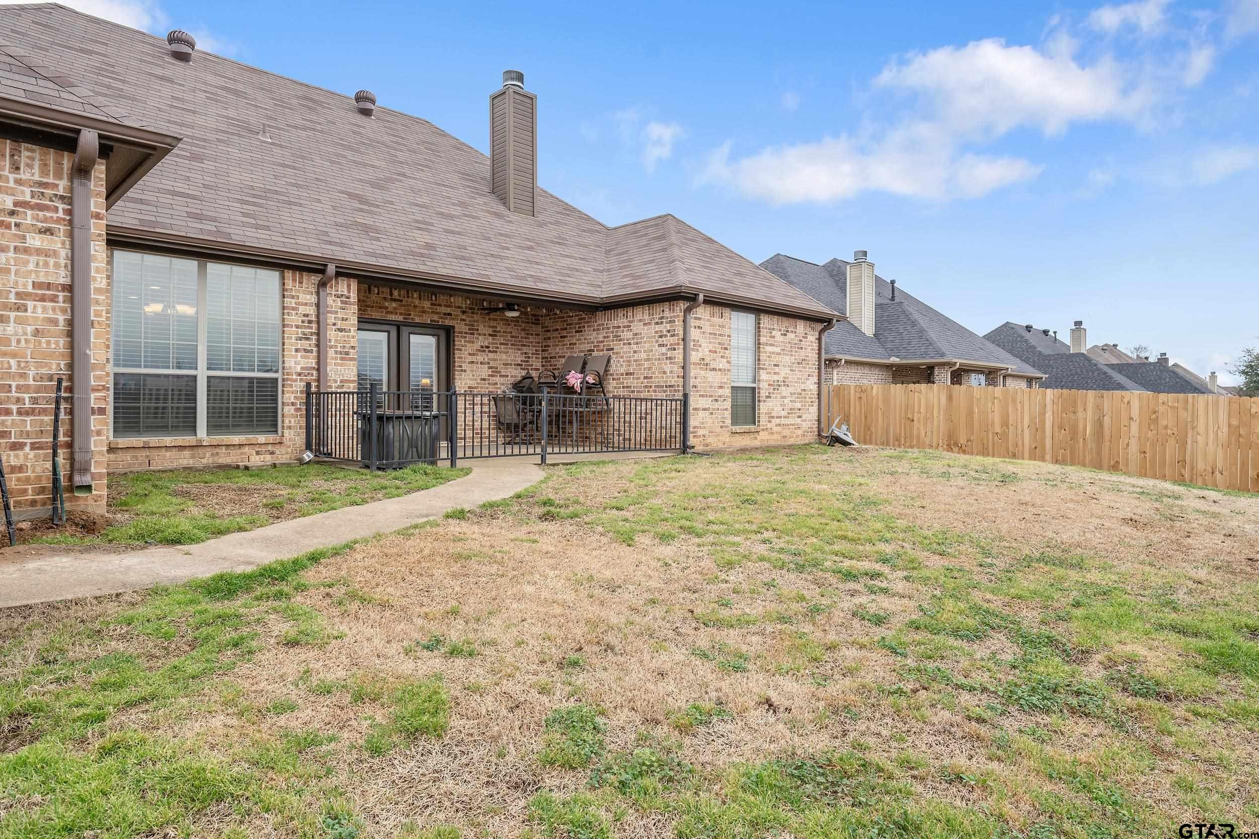 11824 Poydras