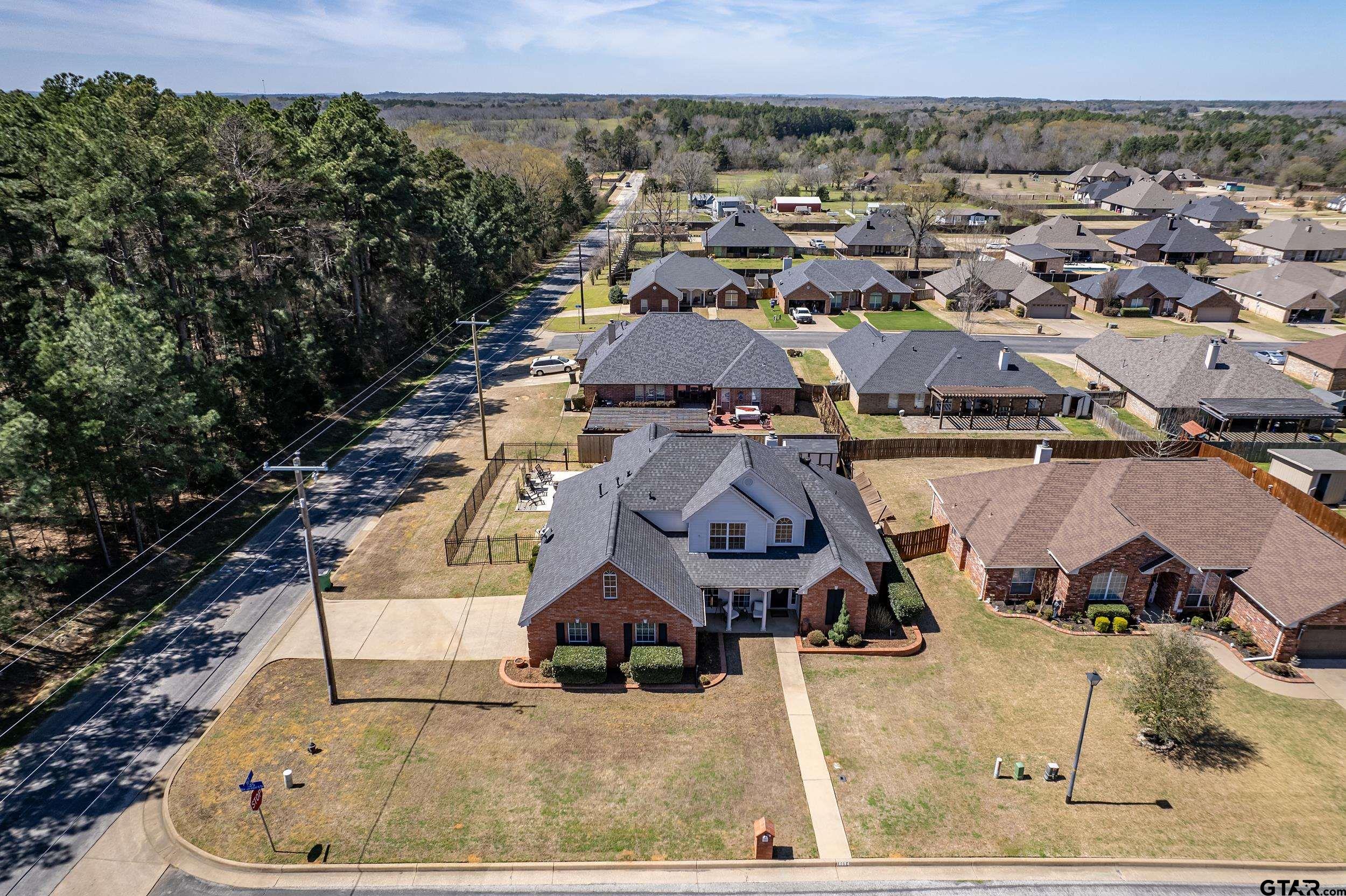 16694 Beauregard Dr