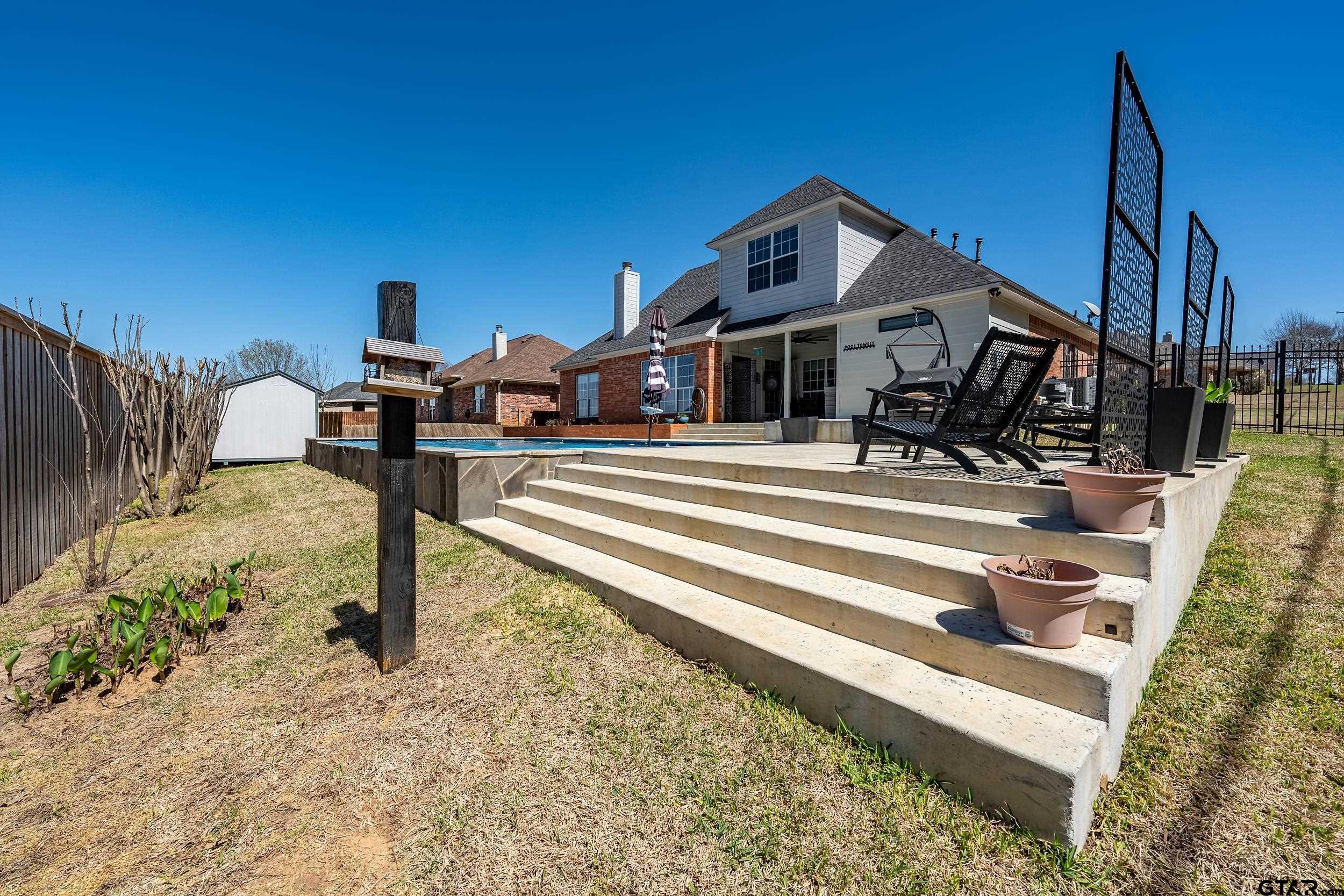 16694 Beauregard Dr