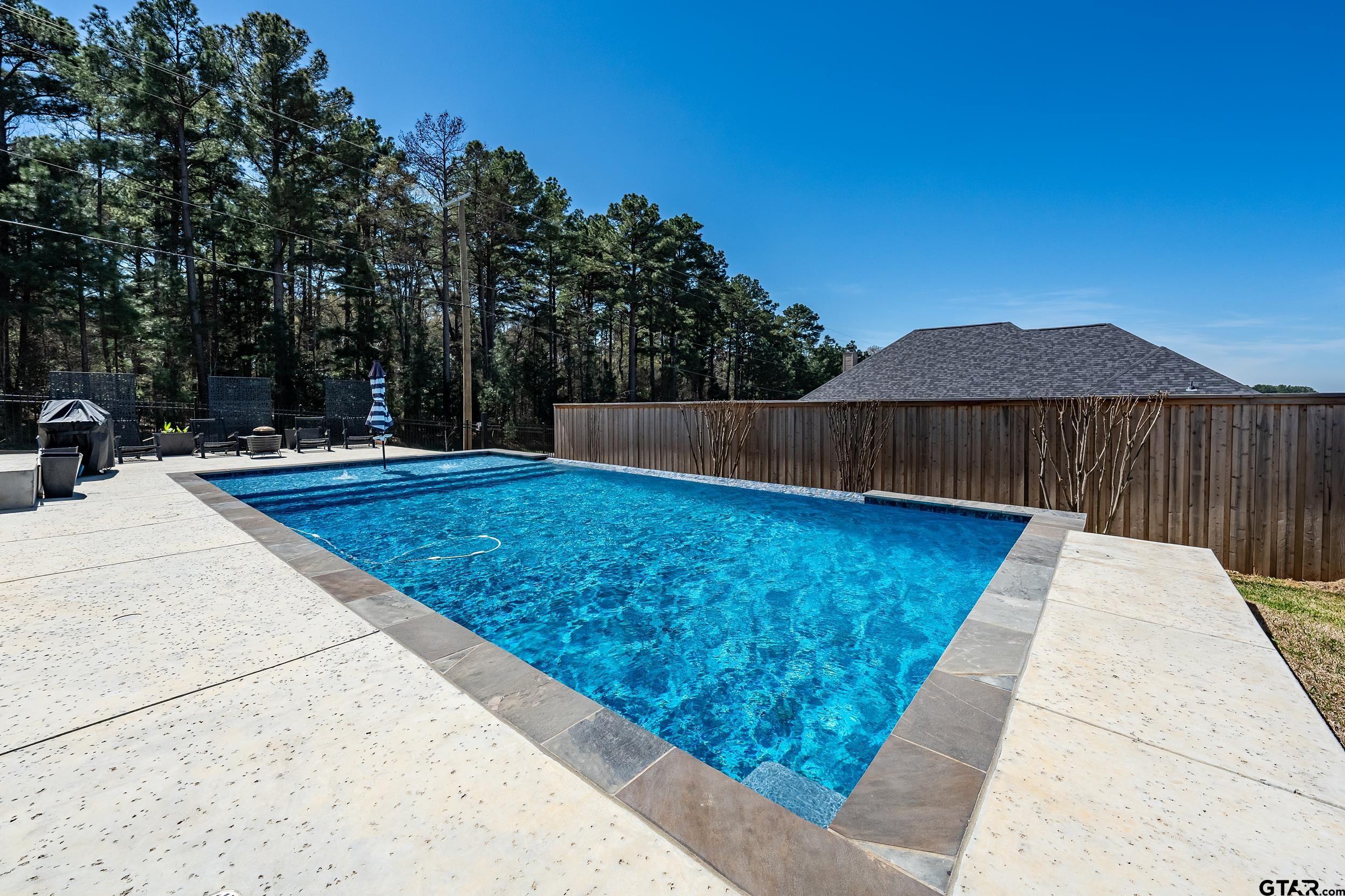 16694 Beauregard Dr