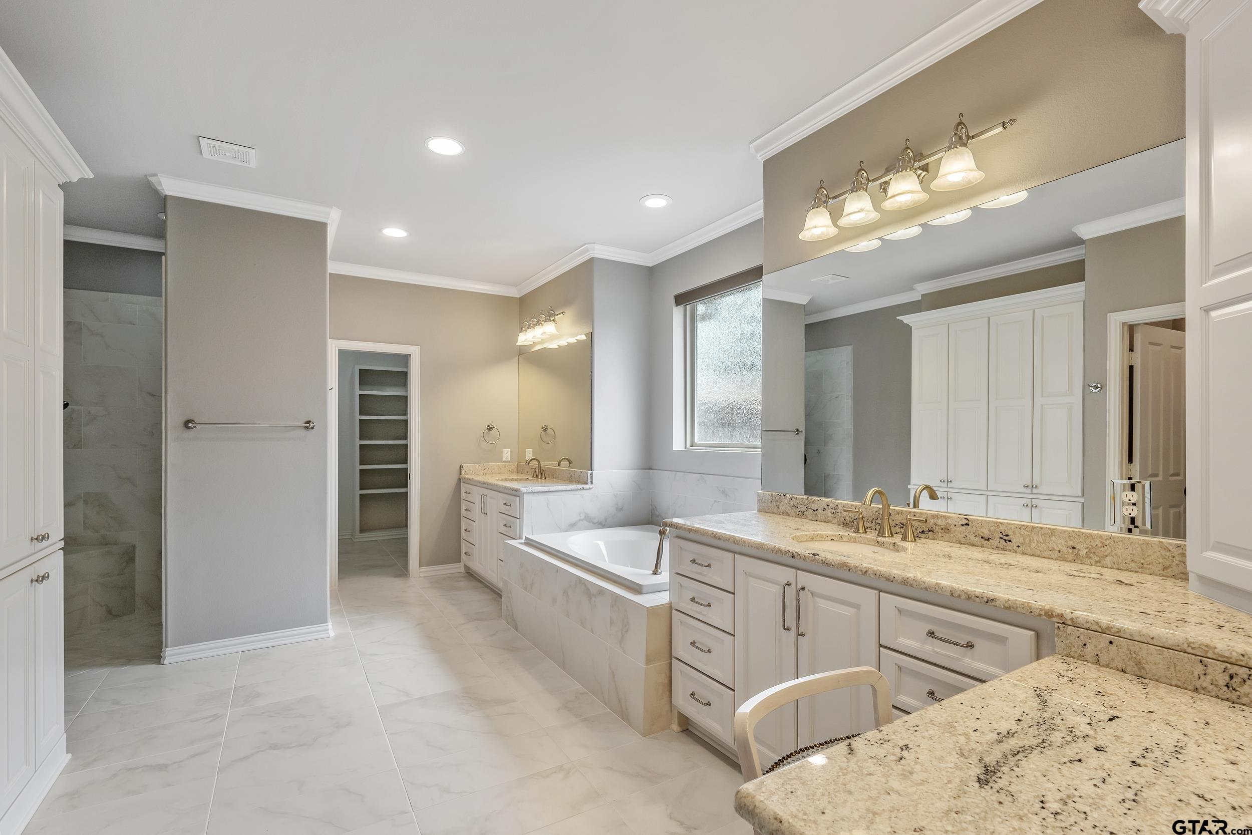 4019 Chapel Ridge