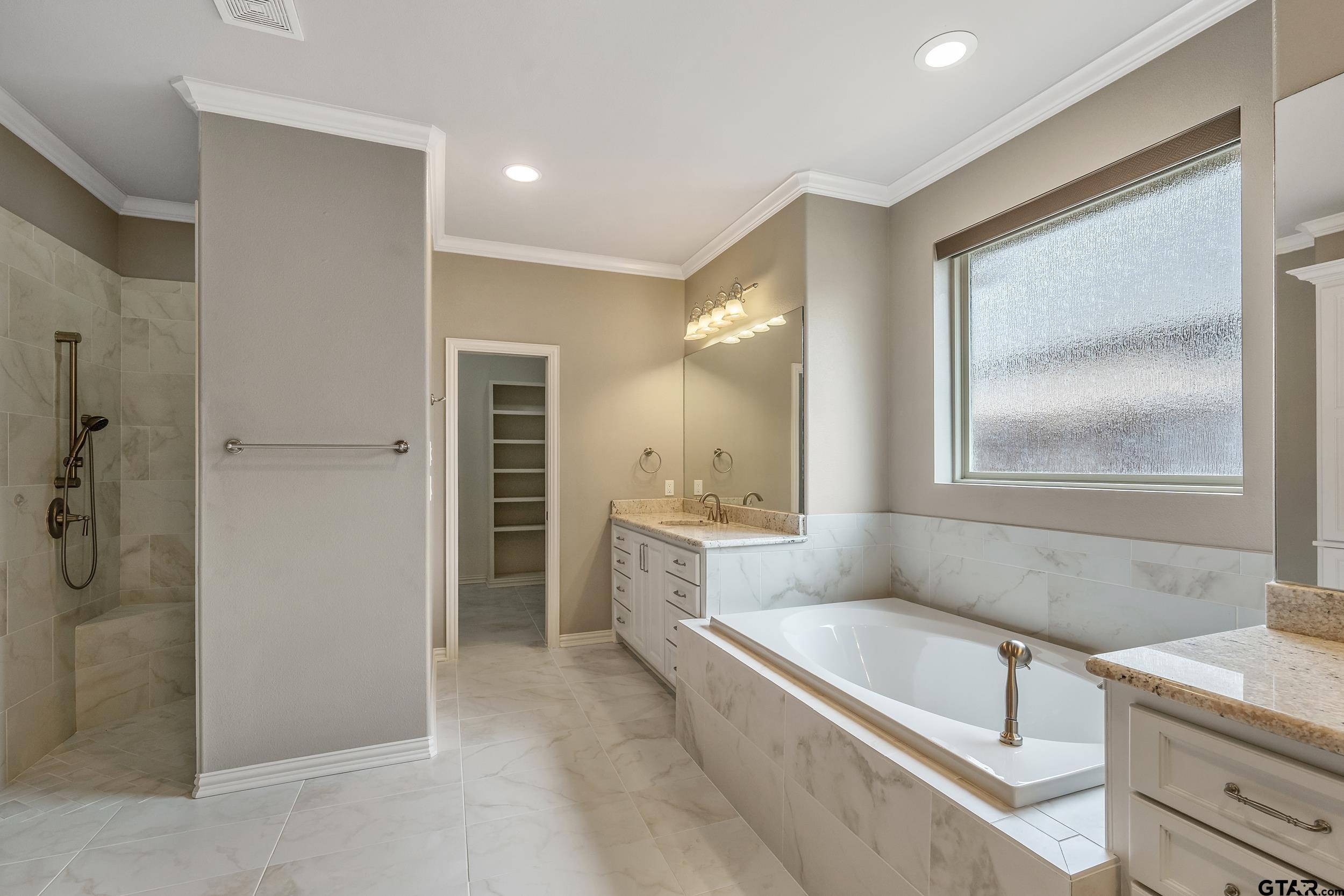 4019 Chapel Ridge